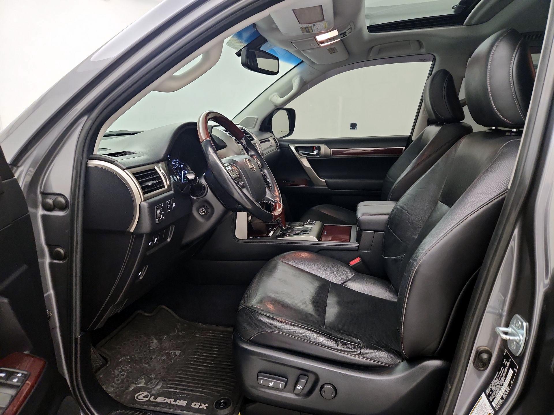 Thumbnail: 2015 Lexus GX - 11