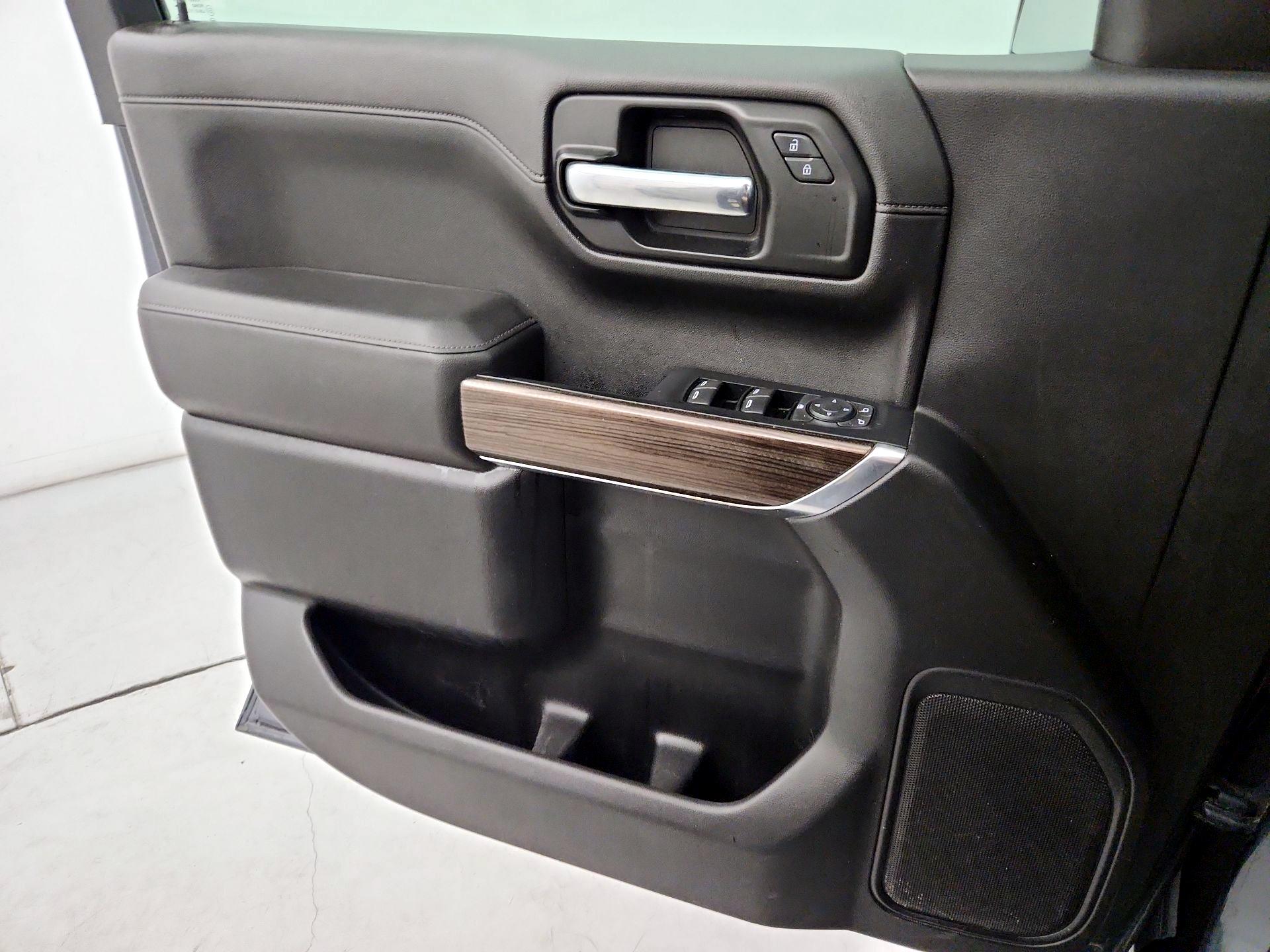 Thumbnail: 2019 Chevrolet Silverado 1500 - 12