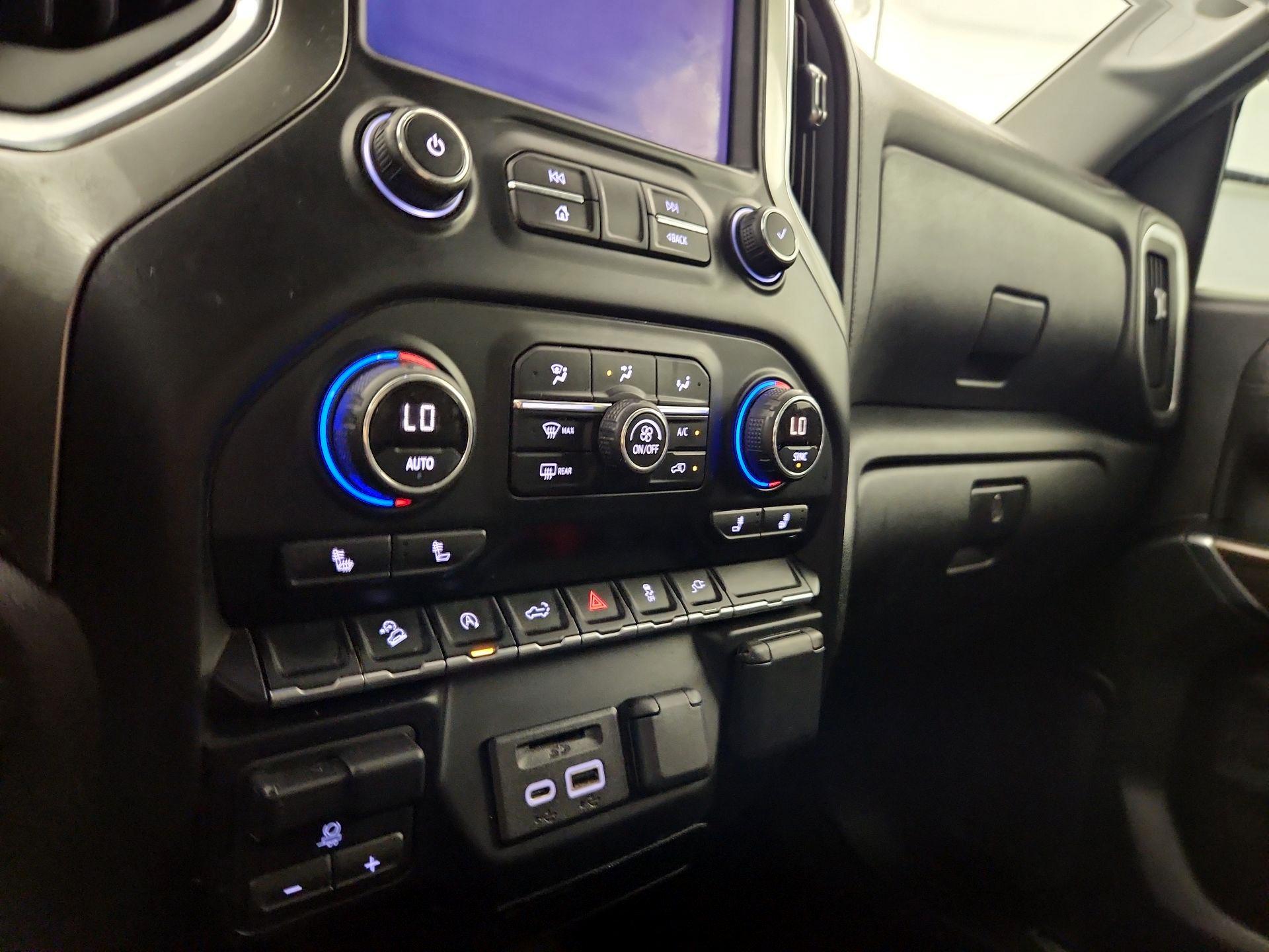 Thumbnail: 2019 Chevrolet Silverado 1500 - 16