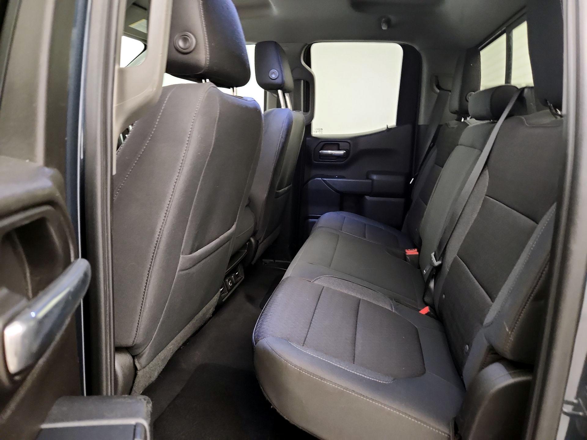 Thumbnail: 2019 Chevrolet Silverado 1500 - 19