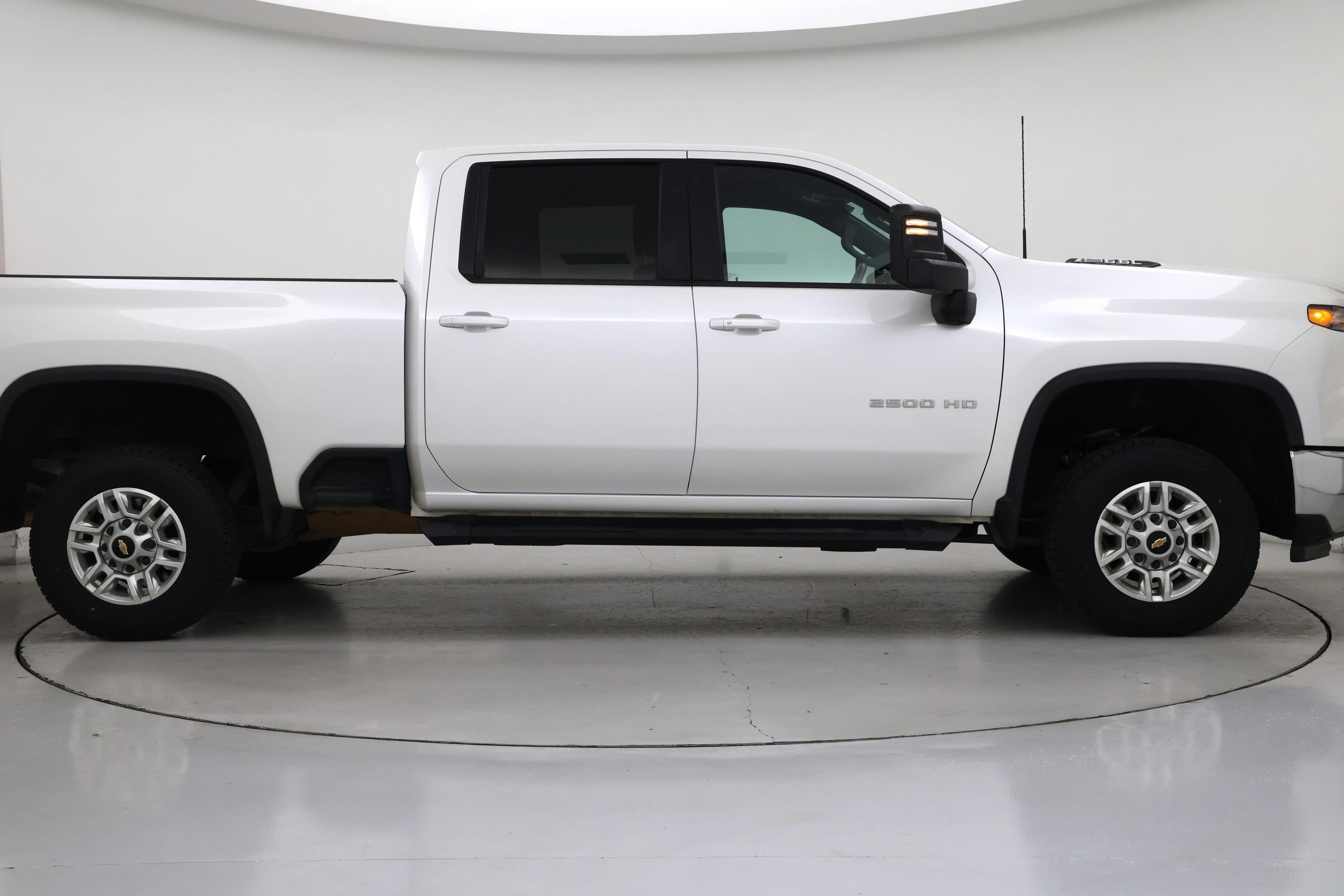 Thumbnail: 2024 Chevrolet Silverado 2500 - 7
