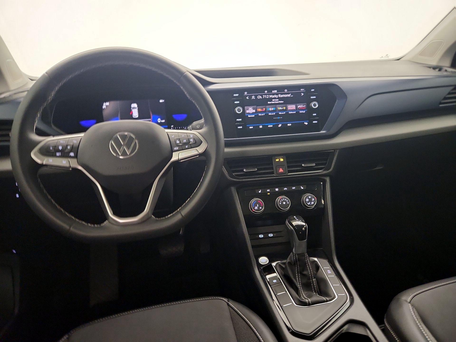 Thumbnail: 2023 Volkswagen Taos - 9