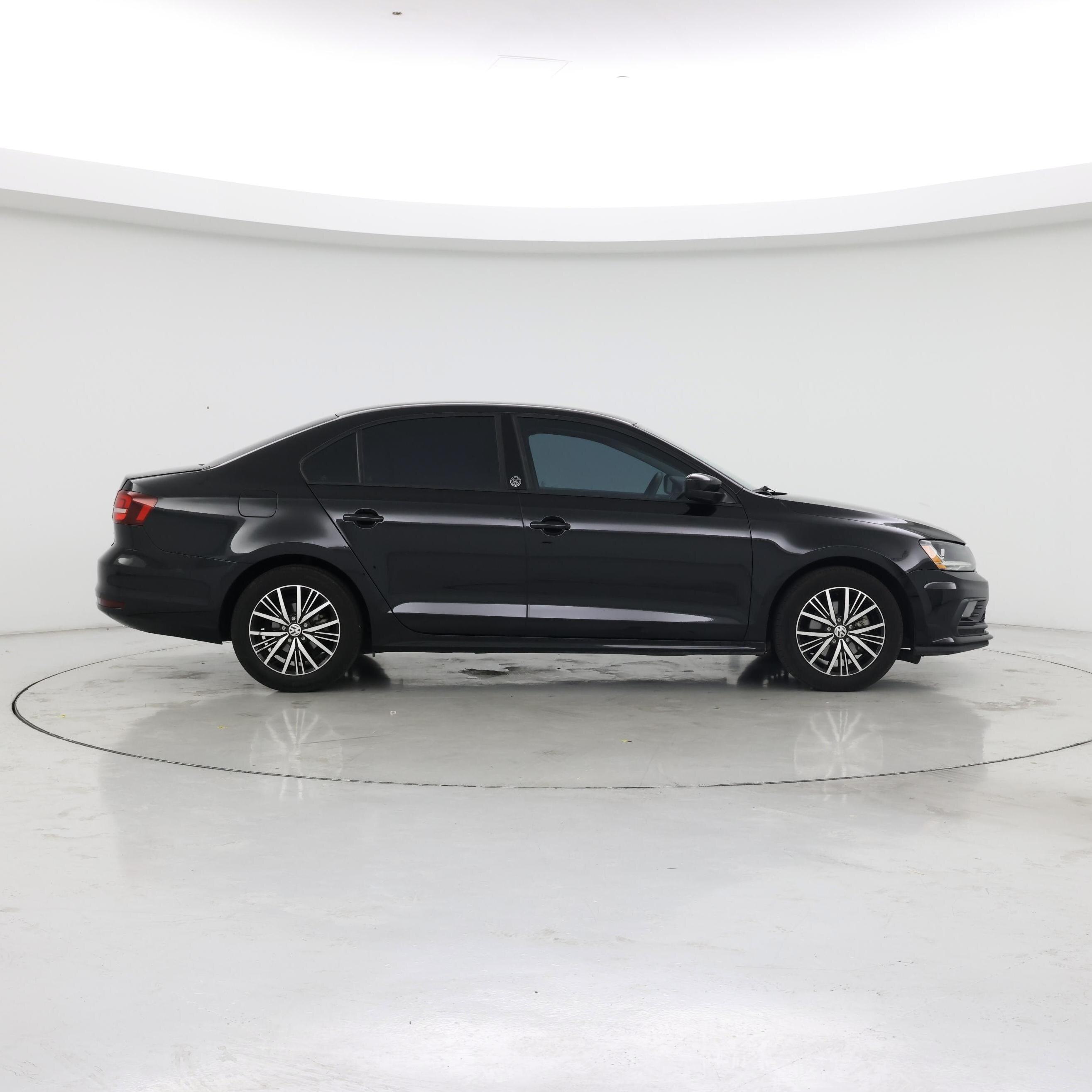 Thumbnail: 2018 Volkswagen Jetta - 7
