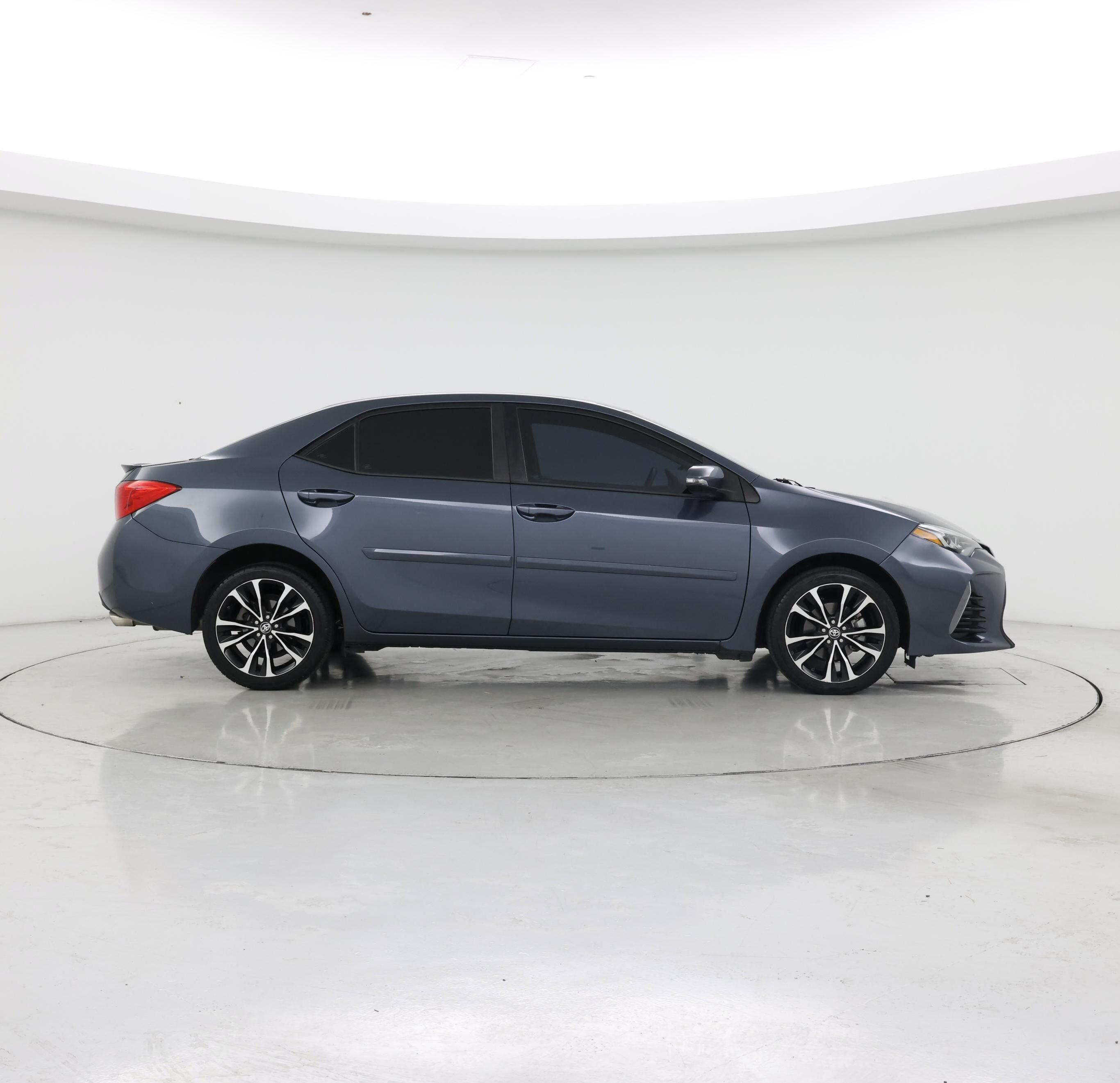 Thumbnail: 2018 Toyota Corolla - 7