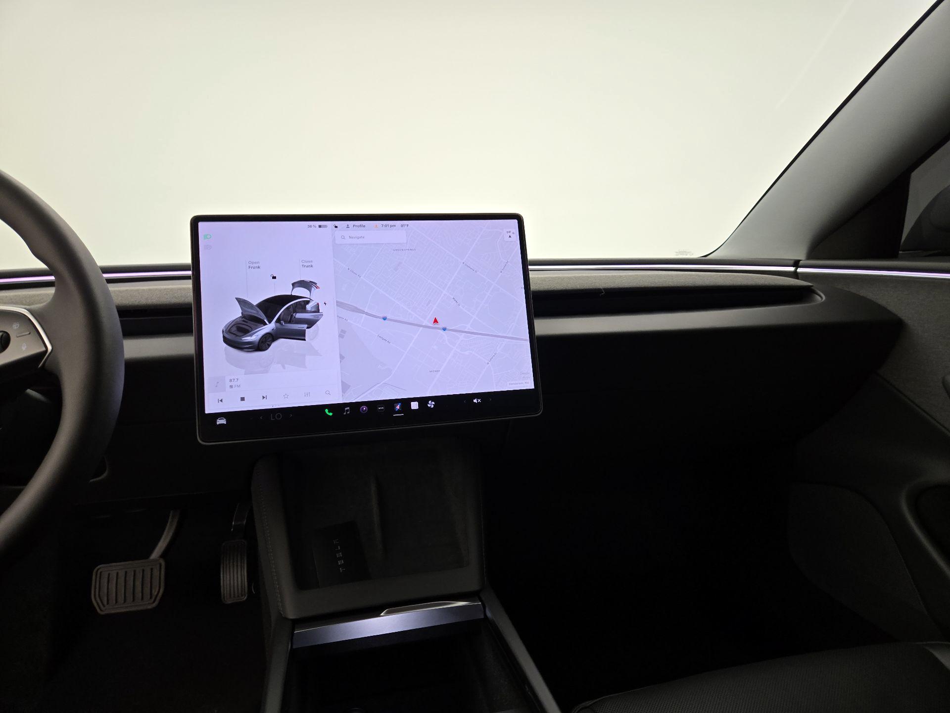 Thumbnail: 2025 Tesla Model 3 - 9