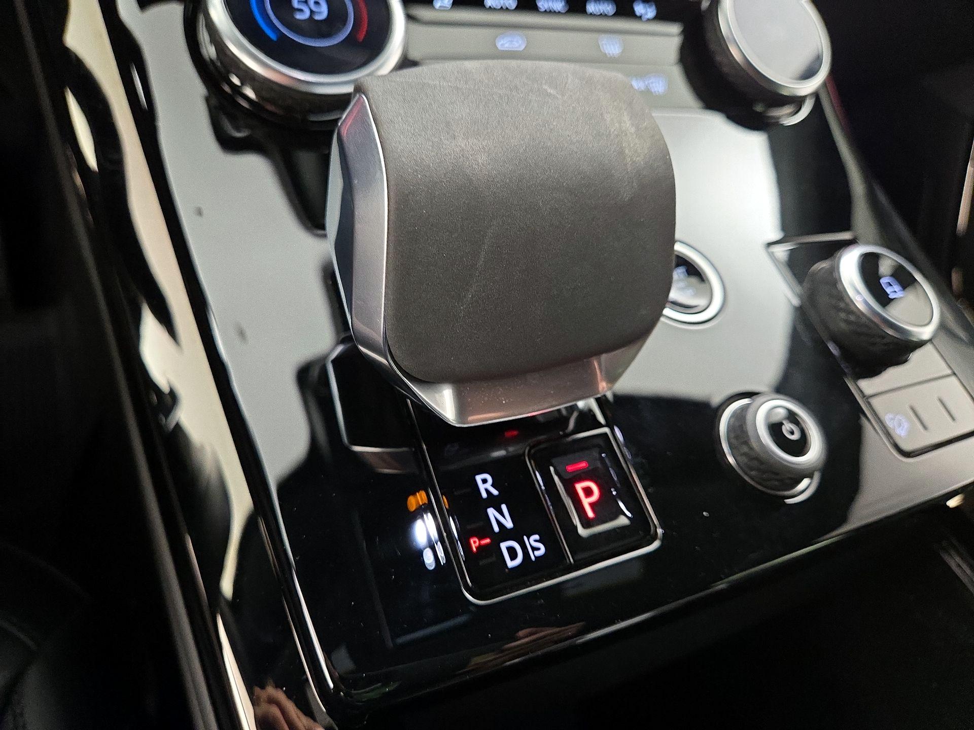 Thumbnail: 2023 Land Rover Range Rover Sport - 18