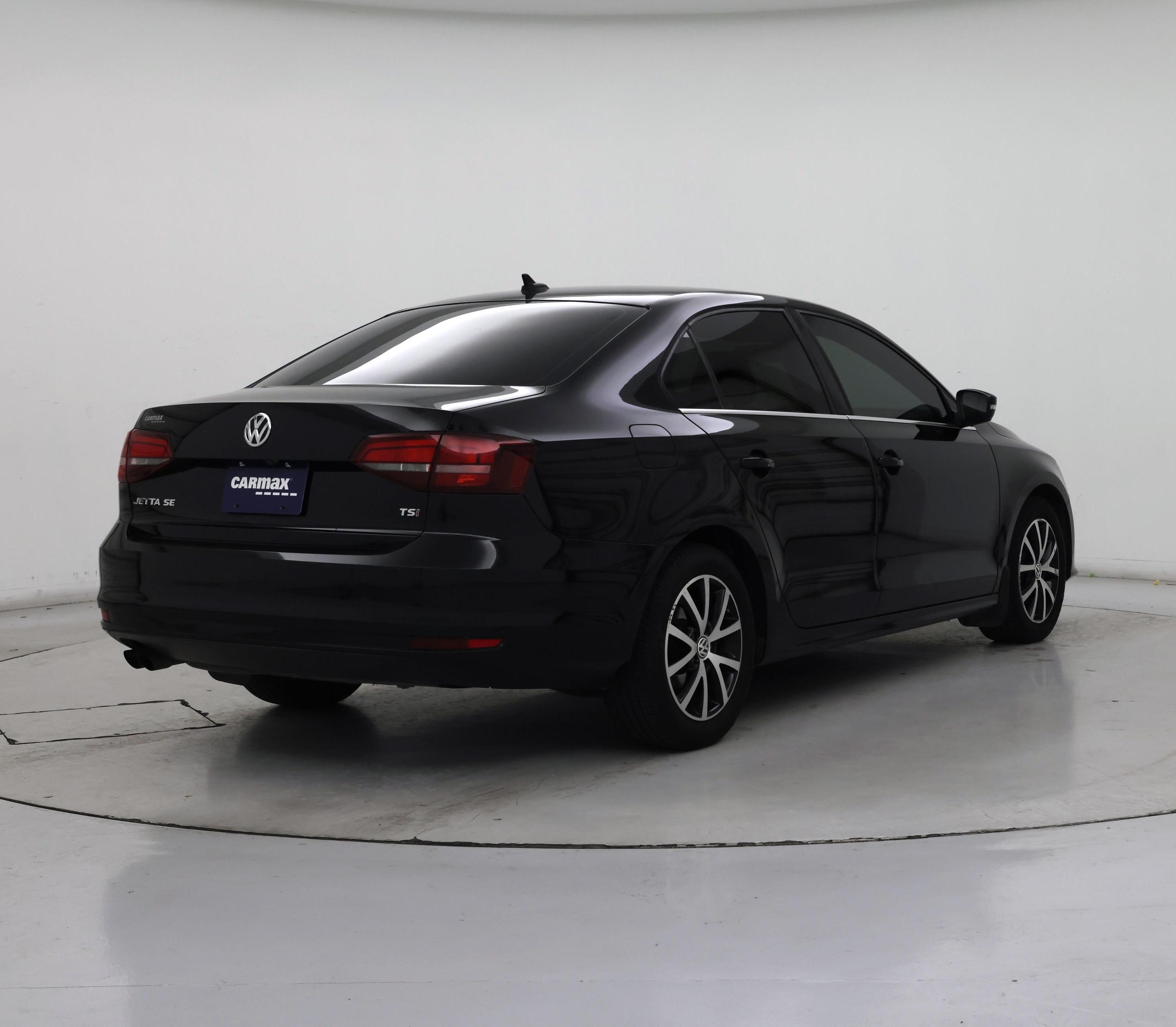 Thumbnail: 2017 Volkswagen Jetta - 8