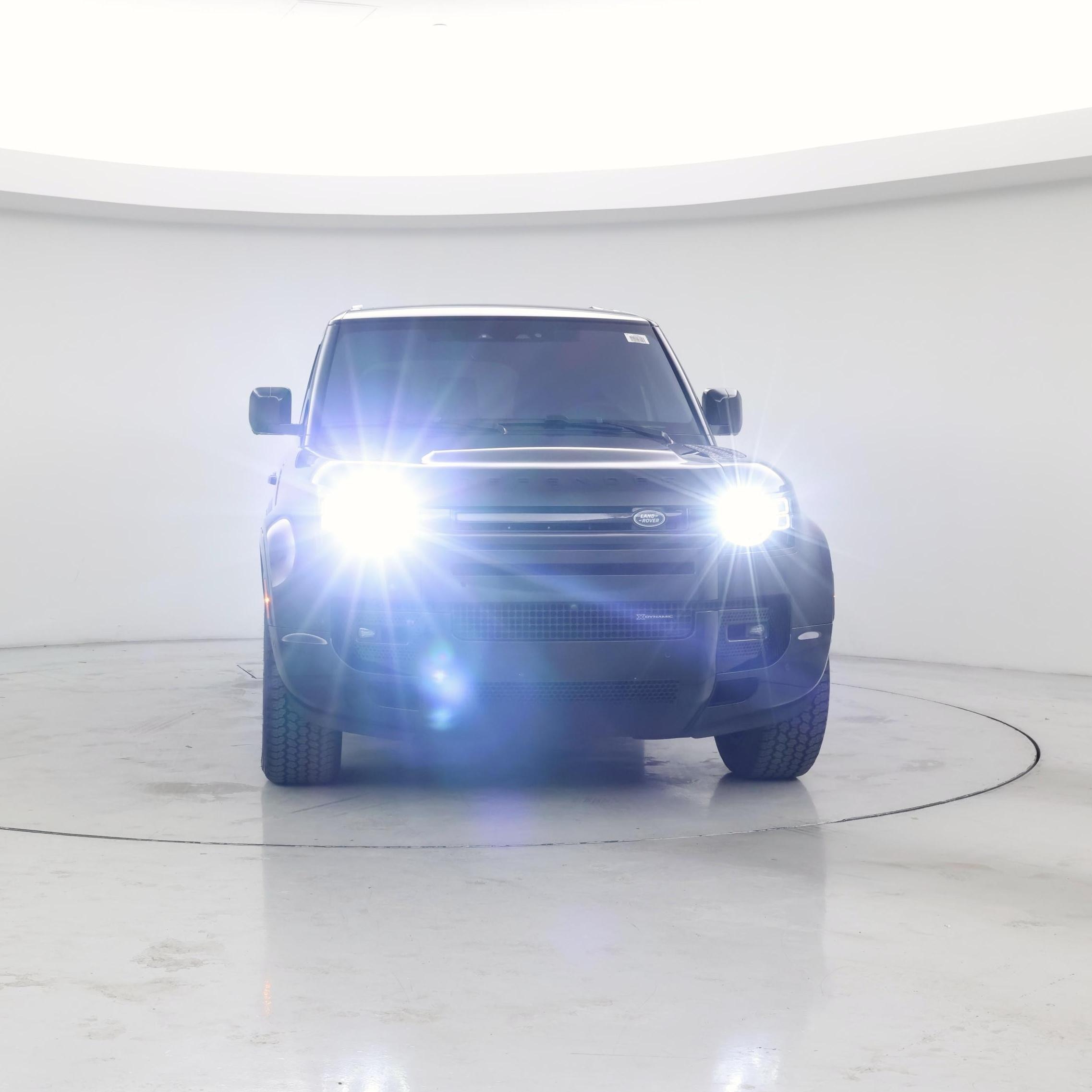 Thumbnail: 2022 Land Rover Defender - 5