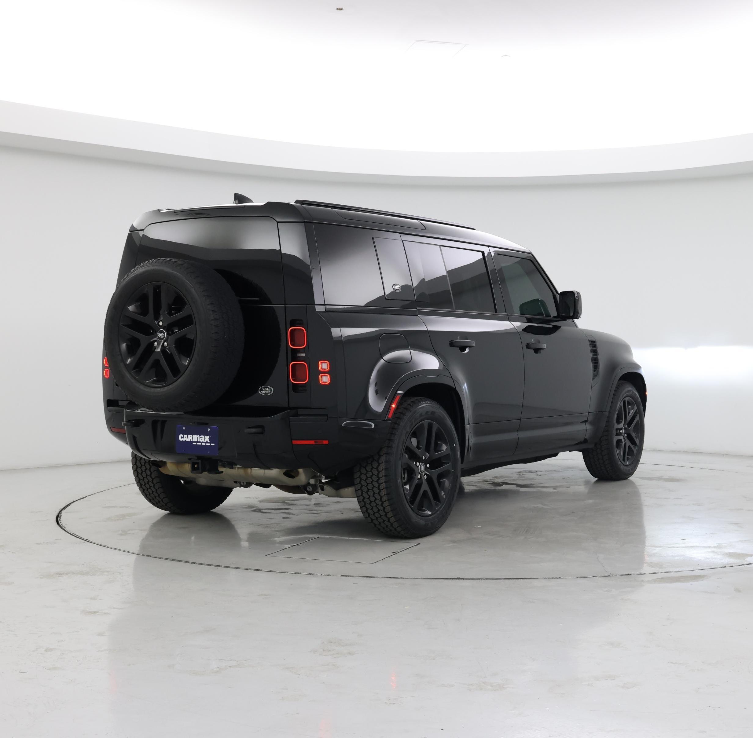 Thumbnail: 2022 Land Rover Defender - 8