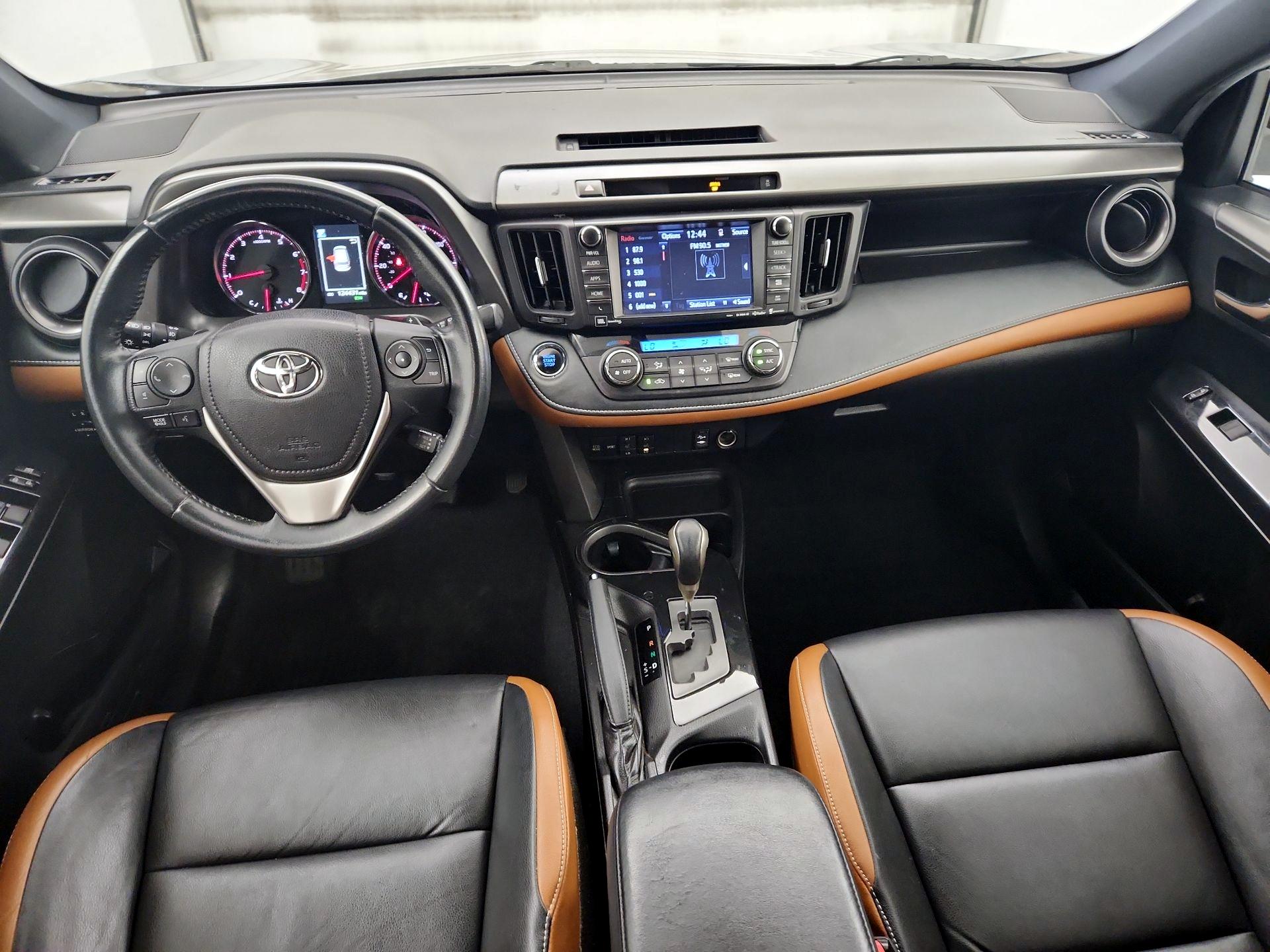 Thumbnail: 2016 Toyota RAV4 - 9