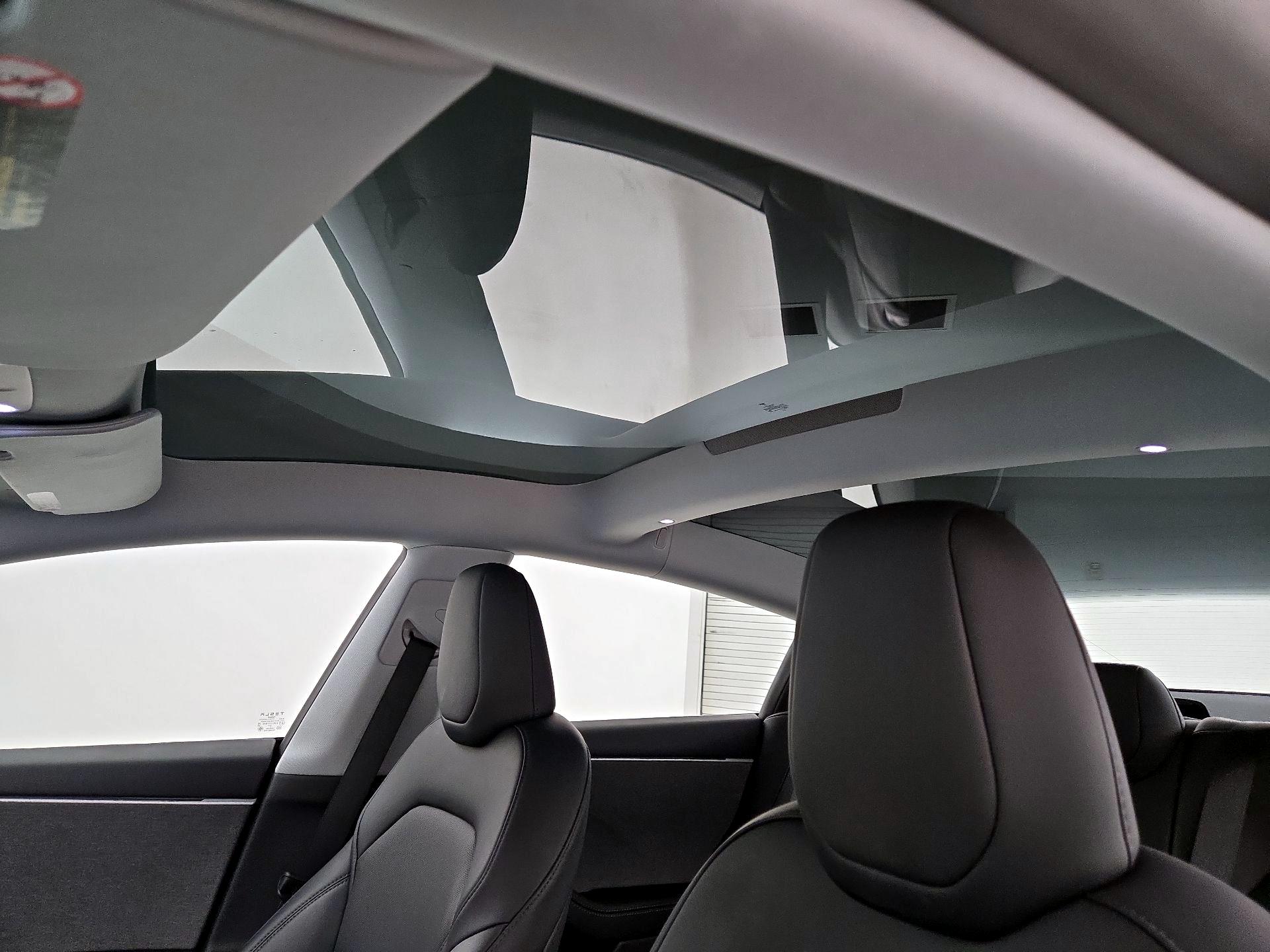 Thumbnail: 2025 Tesla Model 3 - 18