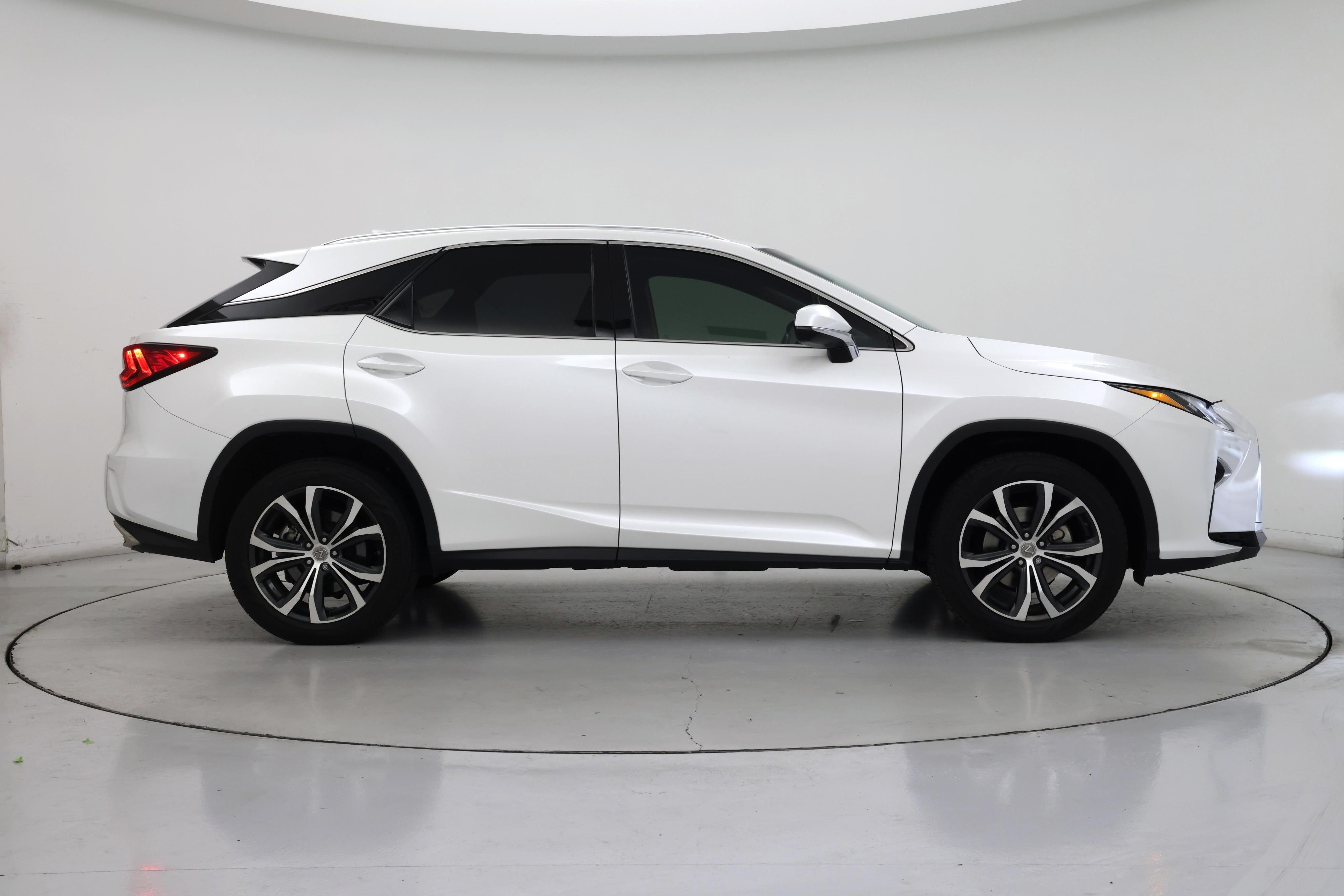 Thumbnail: 2017 Lexus RX - 7