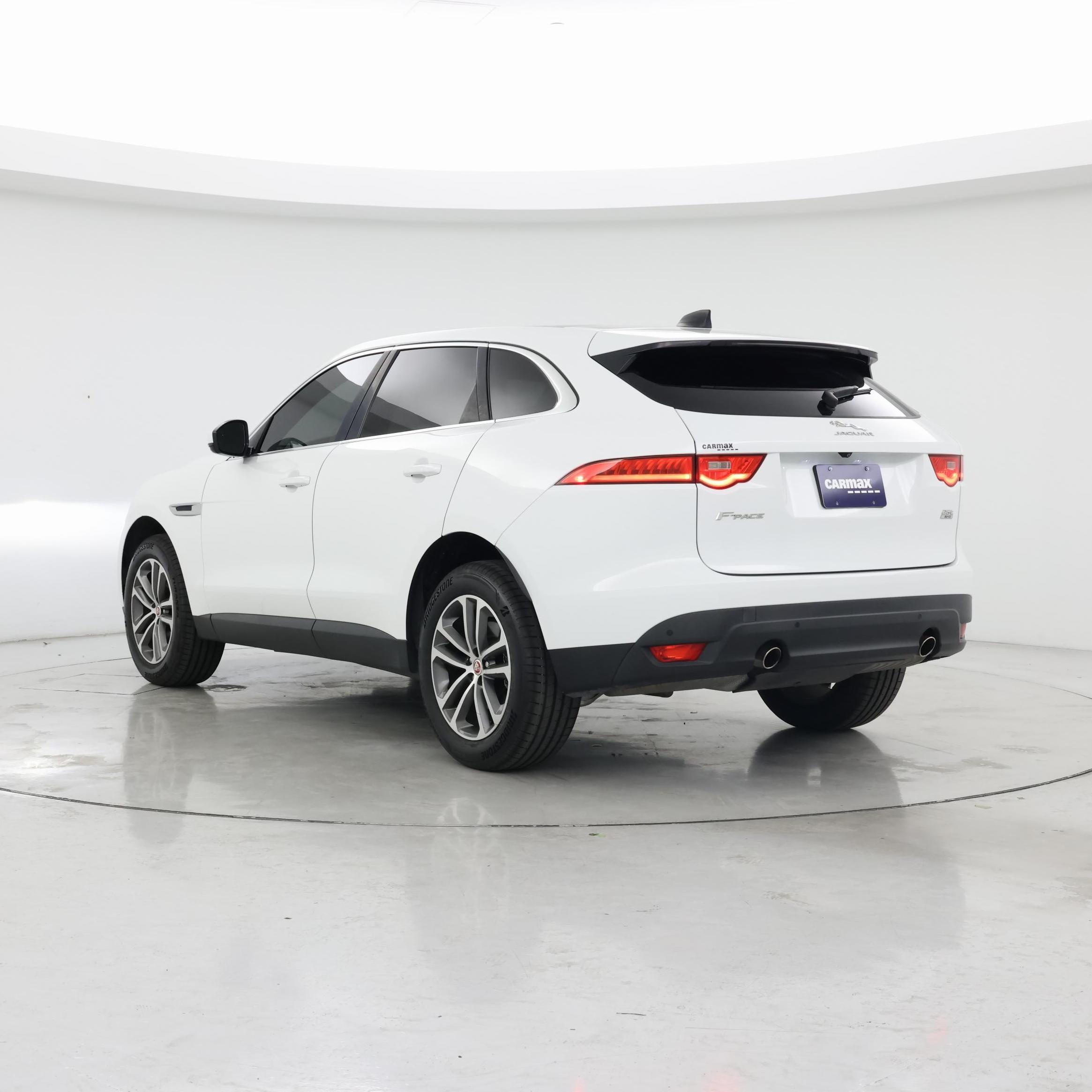 Thumbnail: 2020 Jaguar F-Pace - 2