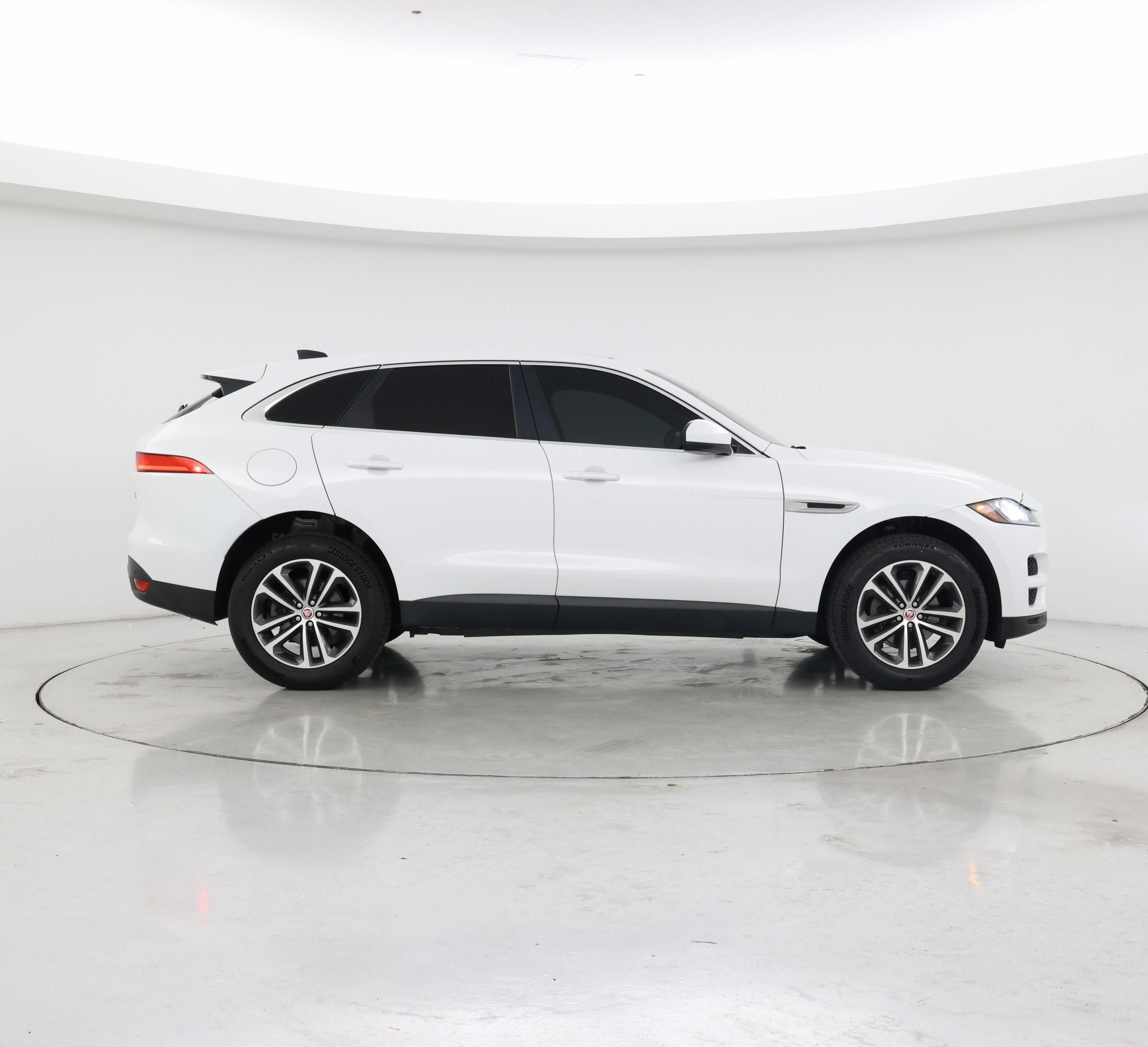 Thumbnail: 2020 Jaguar F-Pace - 7
