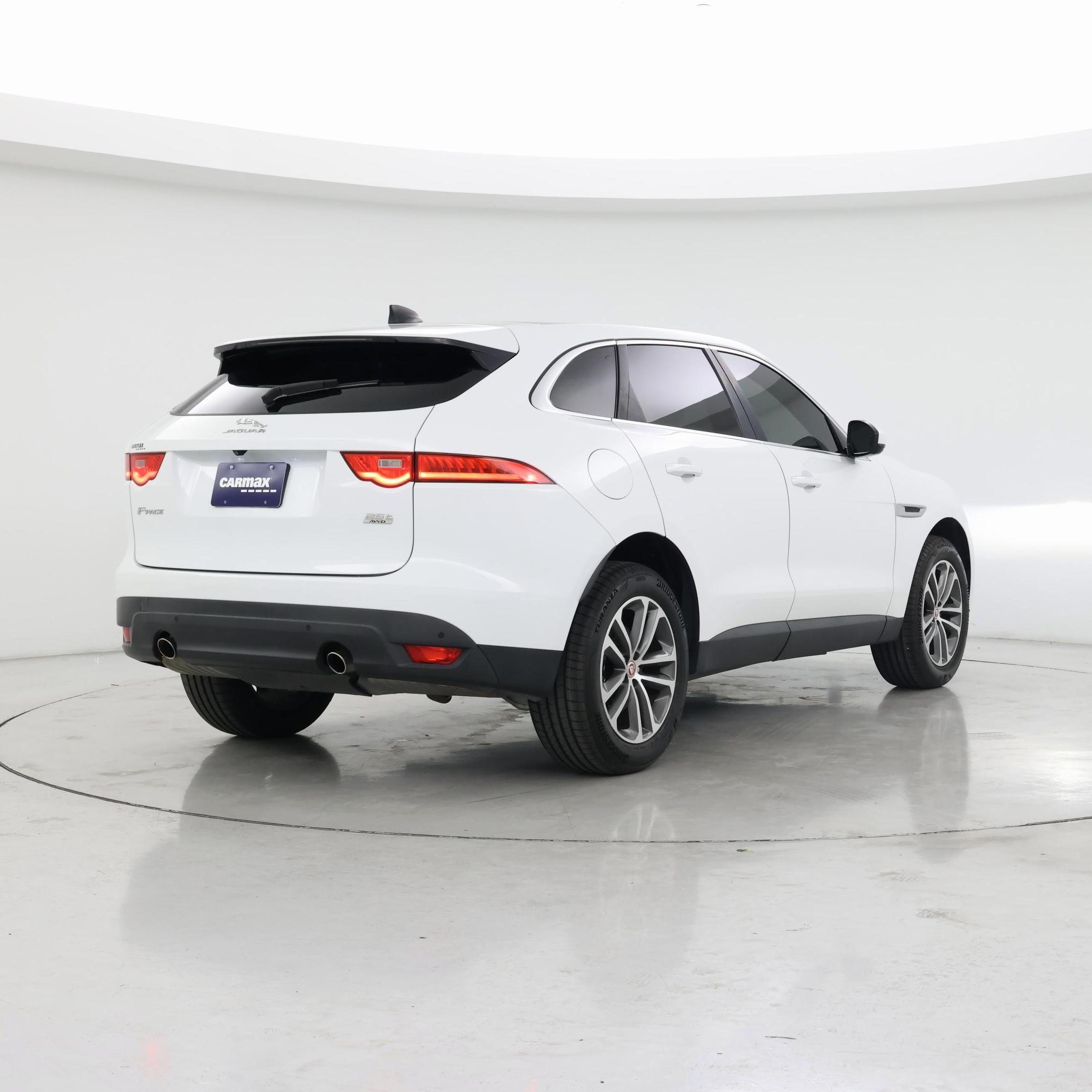 Thumbnail: 2020 Jaguar F-Pace - 8