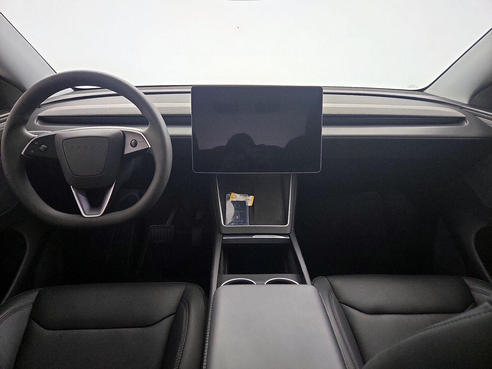 Thumbnail: 2026 Tesla Model Y - 9