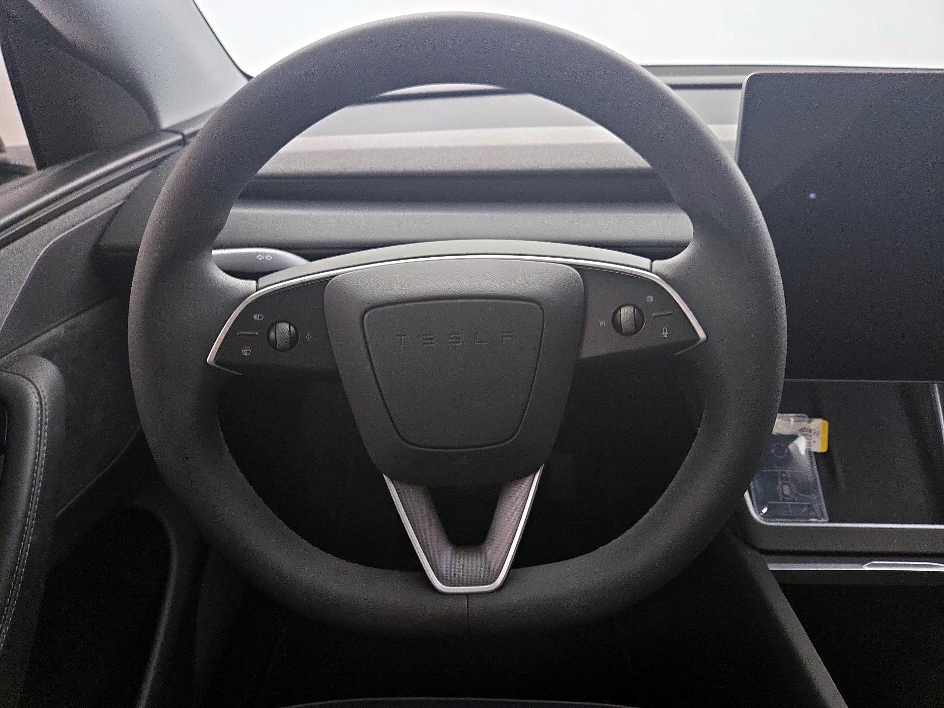 Thumbnail: 2026 Tesla Model Y - 10