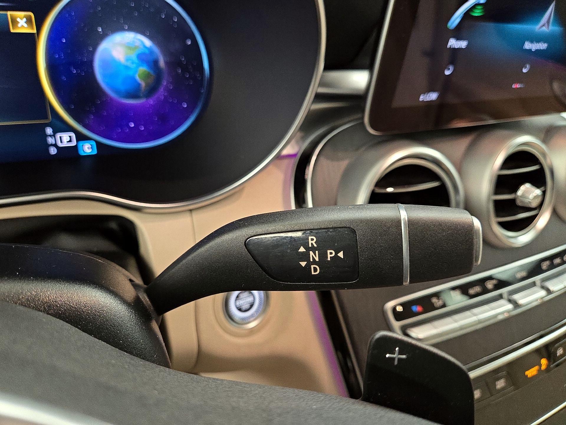 Thumbnail: 2022 Mercedes-Benz GLC - 18