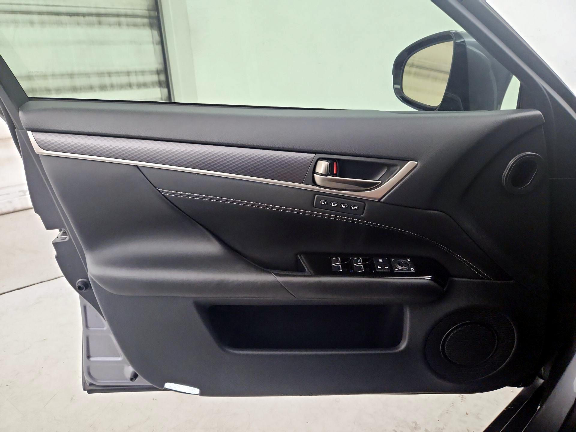 Thumbnail: 2016 Lexus GS - 12