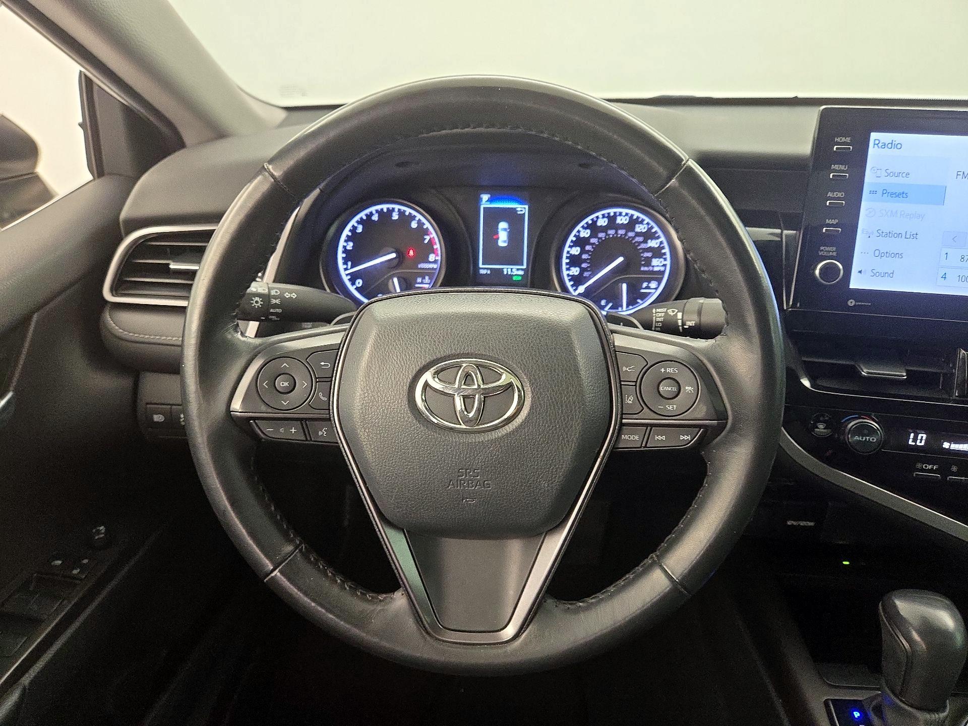 Thumbnail: 2023 Toyota Camry - 10
