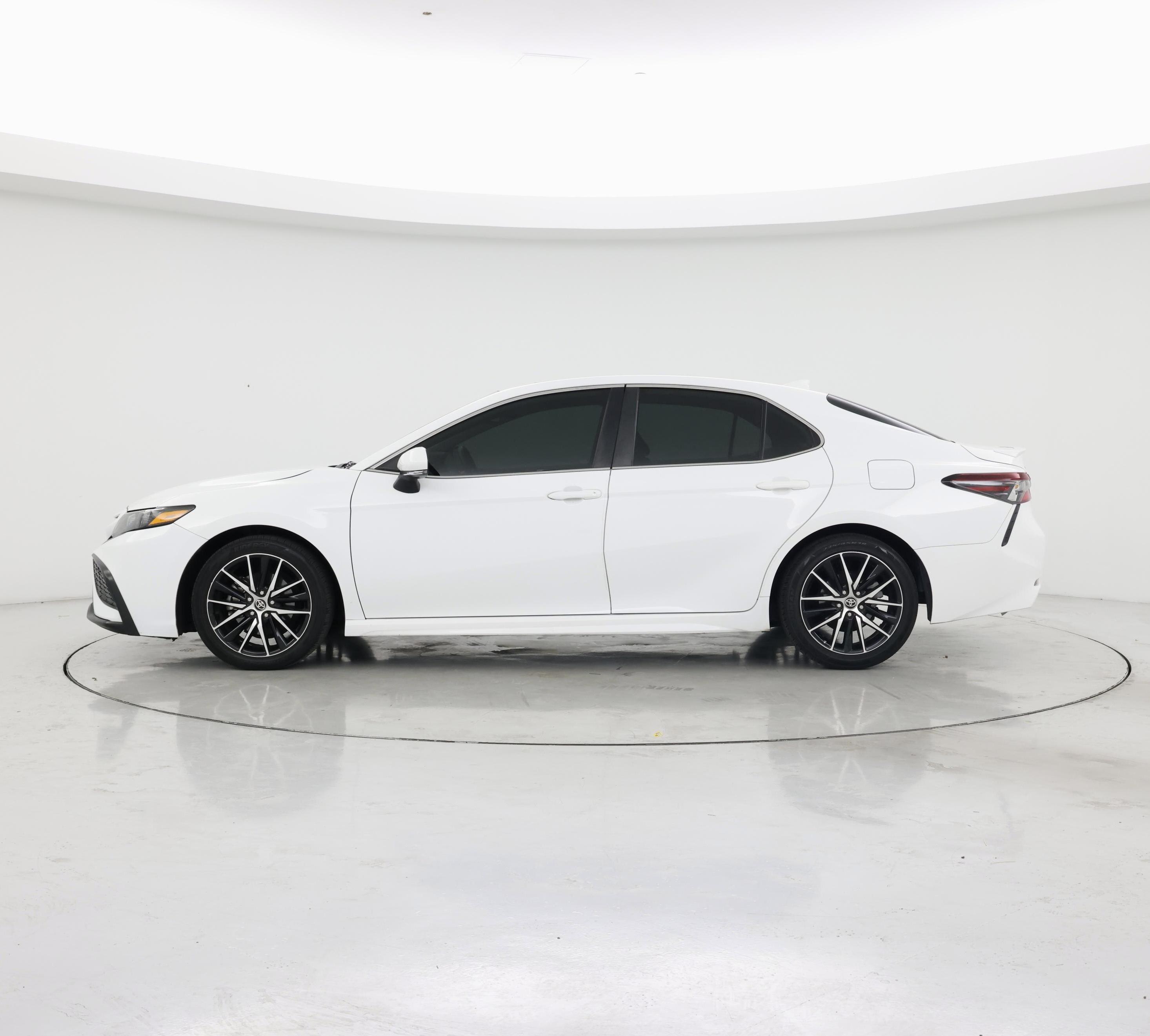 Thumbnail: 2023 Toyota Camry - 3