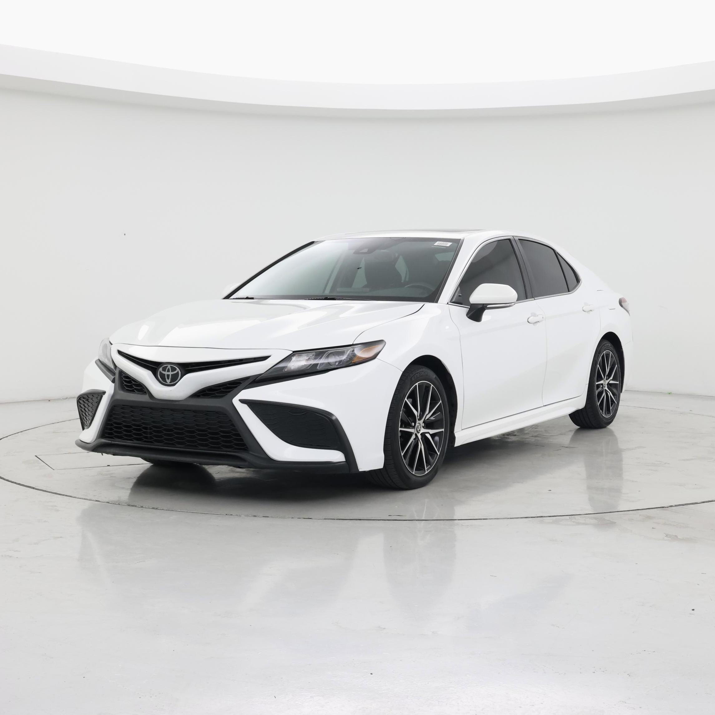 Thumbnail: 2023 Toyota Camry - 4