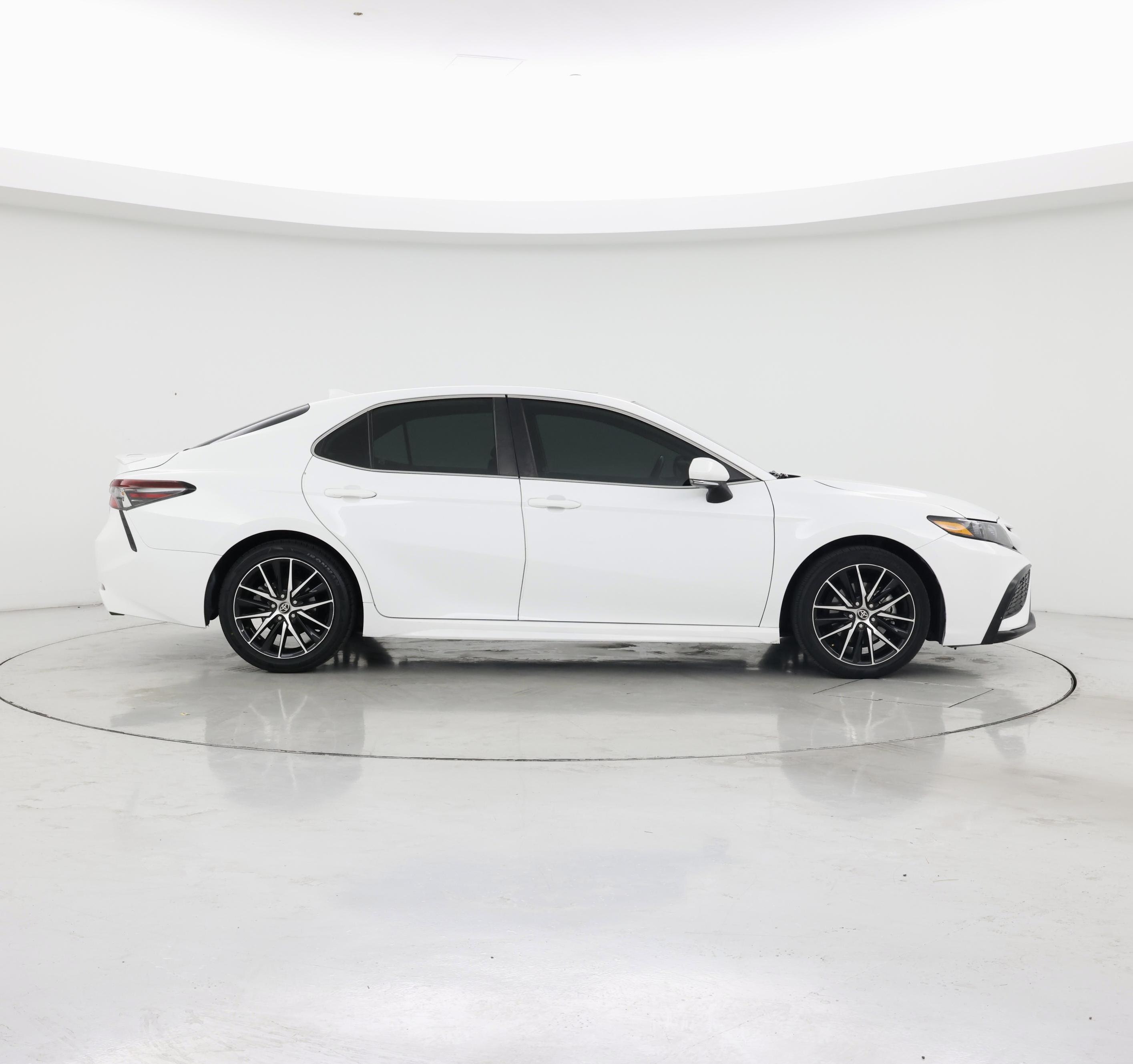 Thumbnail: 2023 Toyota Camry - 7