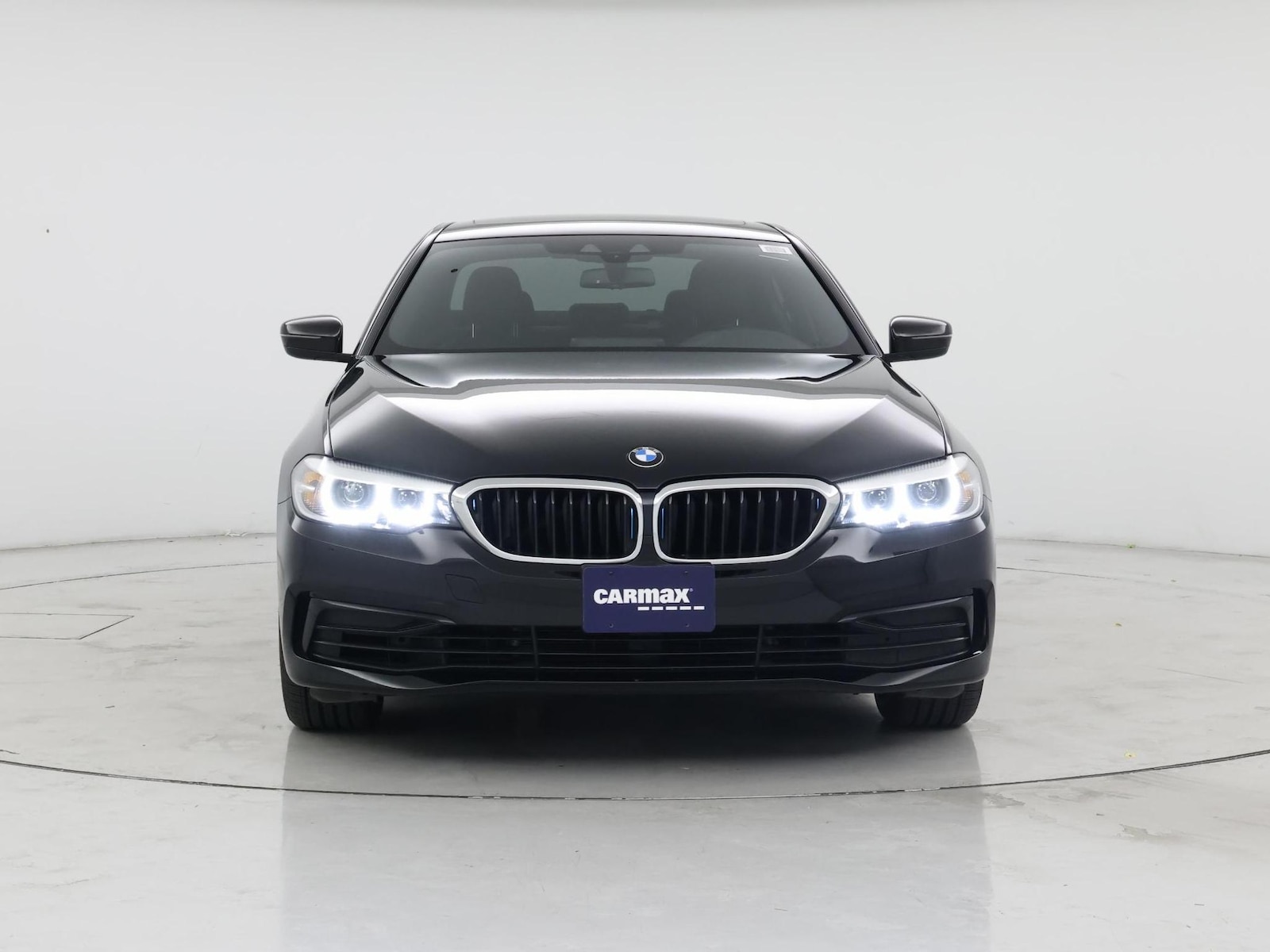 2019 BMW 5 Series 530e - Photo 6