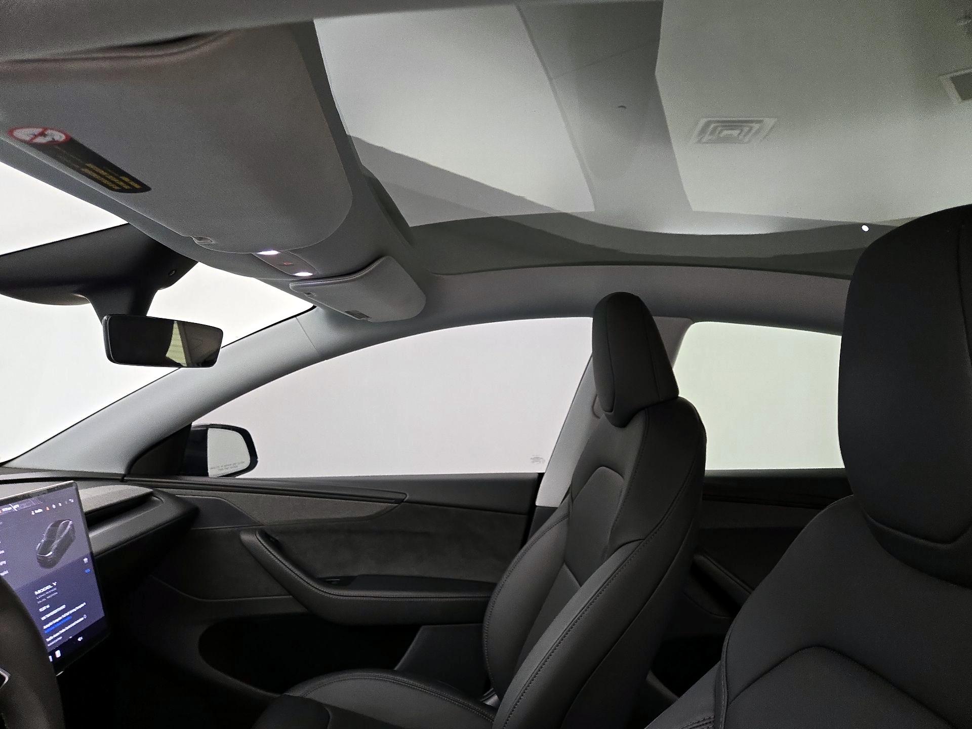 Thumbnail: 2026 Tesla Model Y - 18