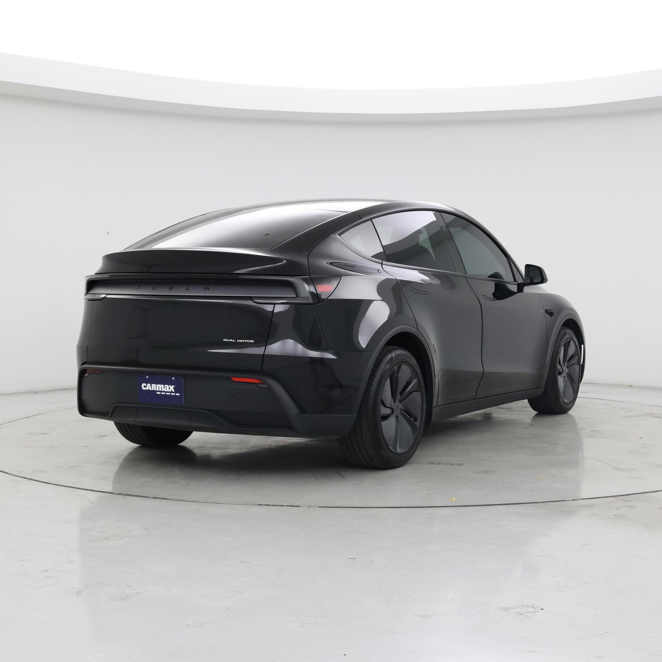 Thumbnail: 2026 Tesla Model Y - 8