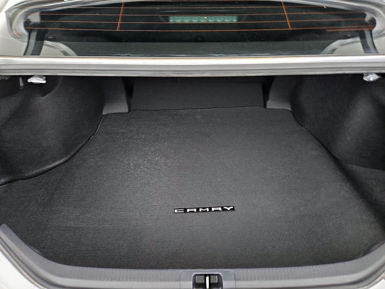 2020 Toyota Camry SE Nightshade - Photo 21