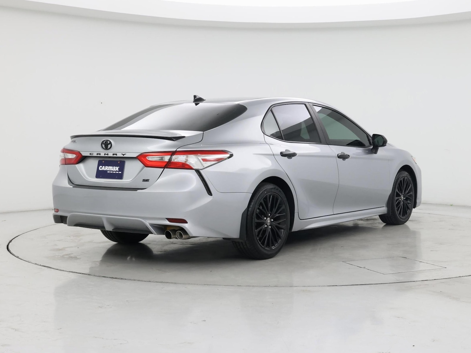 2020 Toyota Camry SE Nightshade - Photo 9