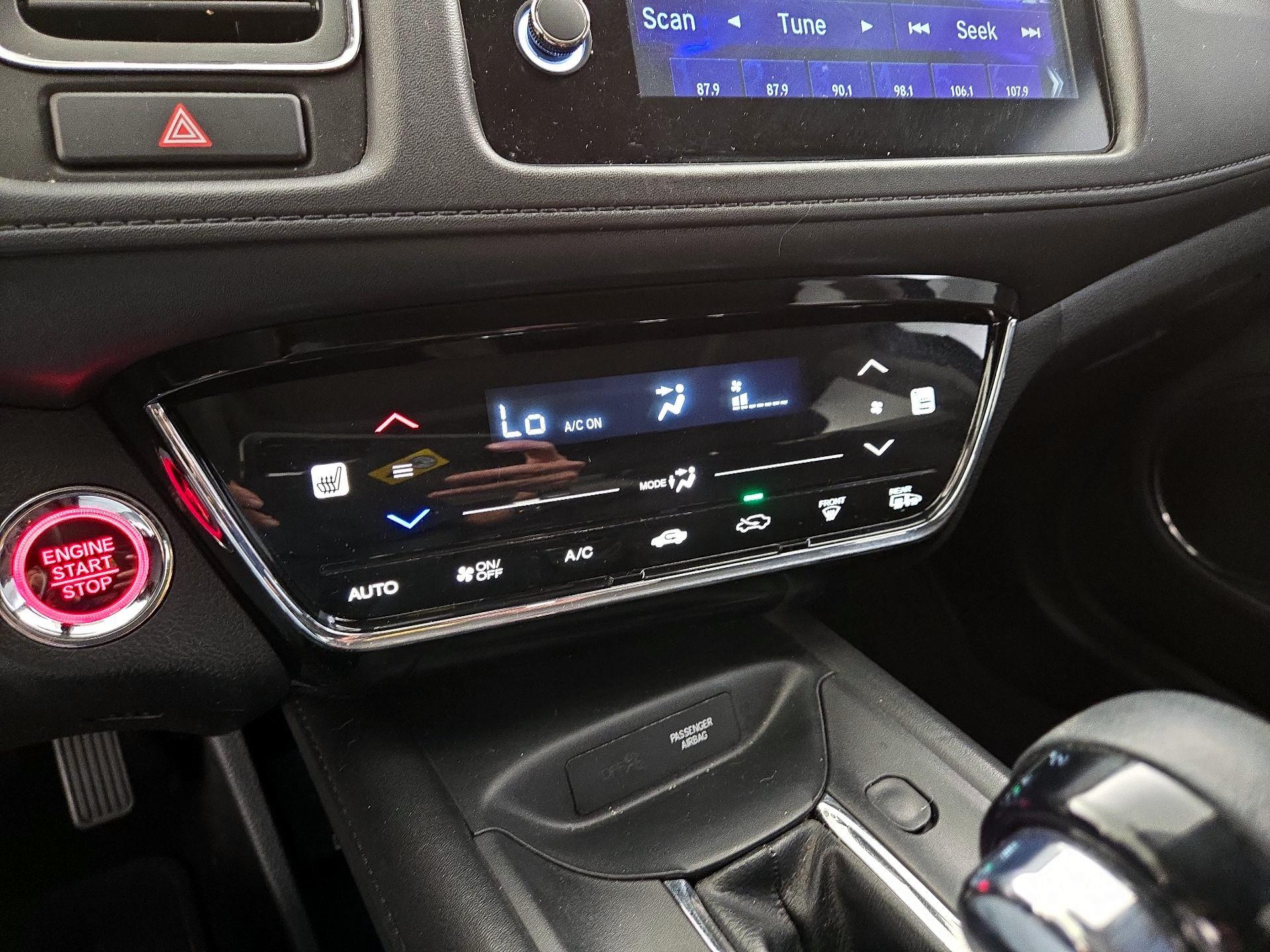 Thumbnail: 2022 Honda HR-V - 16