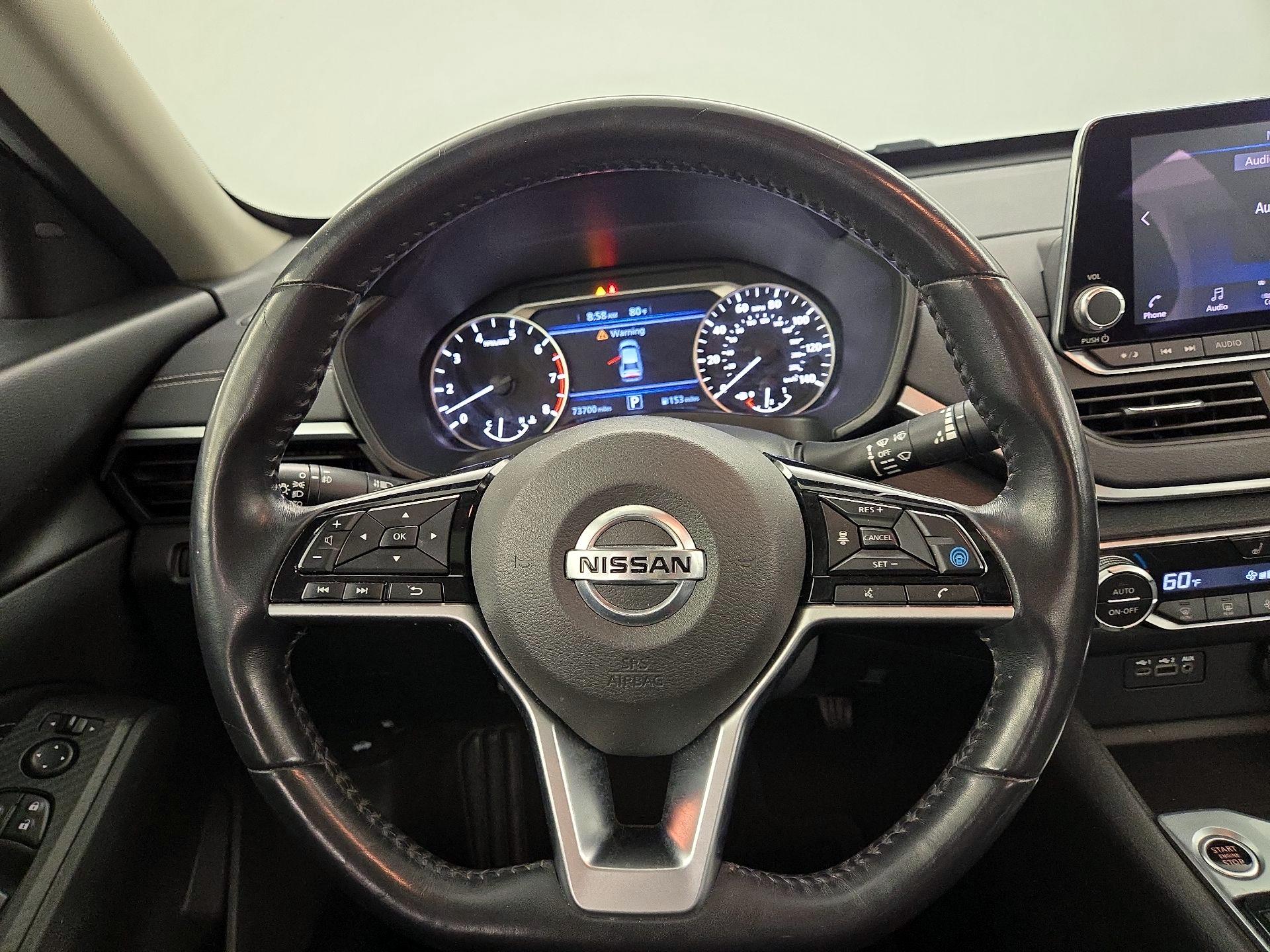 Thumbnail: 2019 Nissan Altima - 10