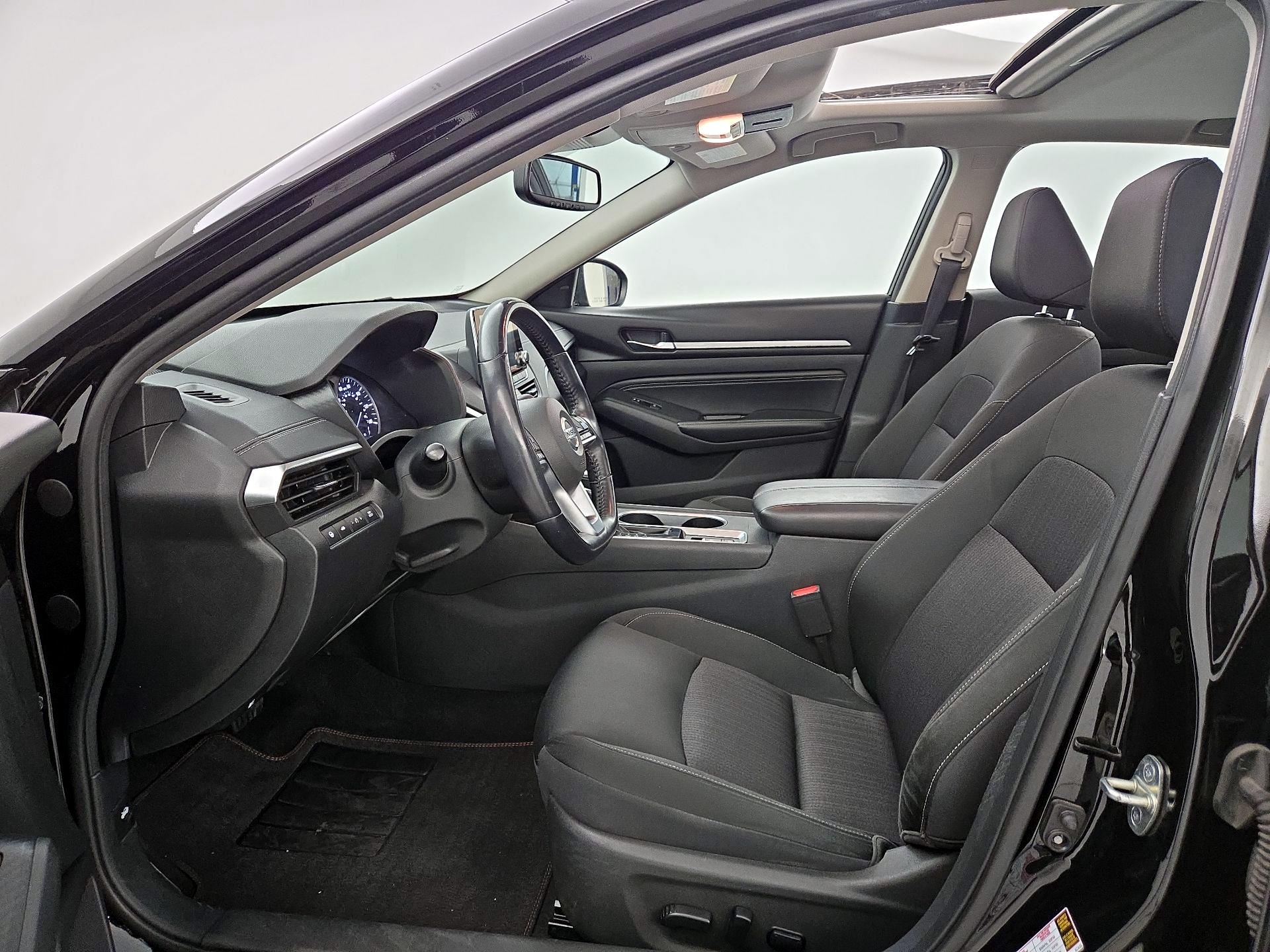 Thumbnail: 2019 Nissan Altima - 11