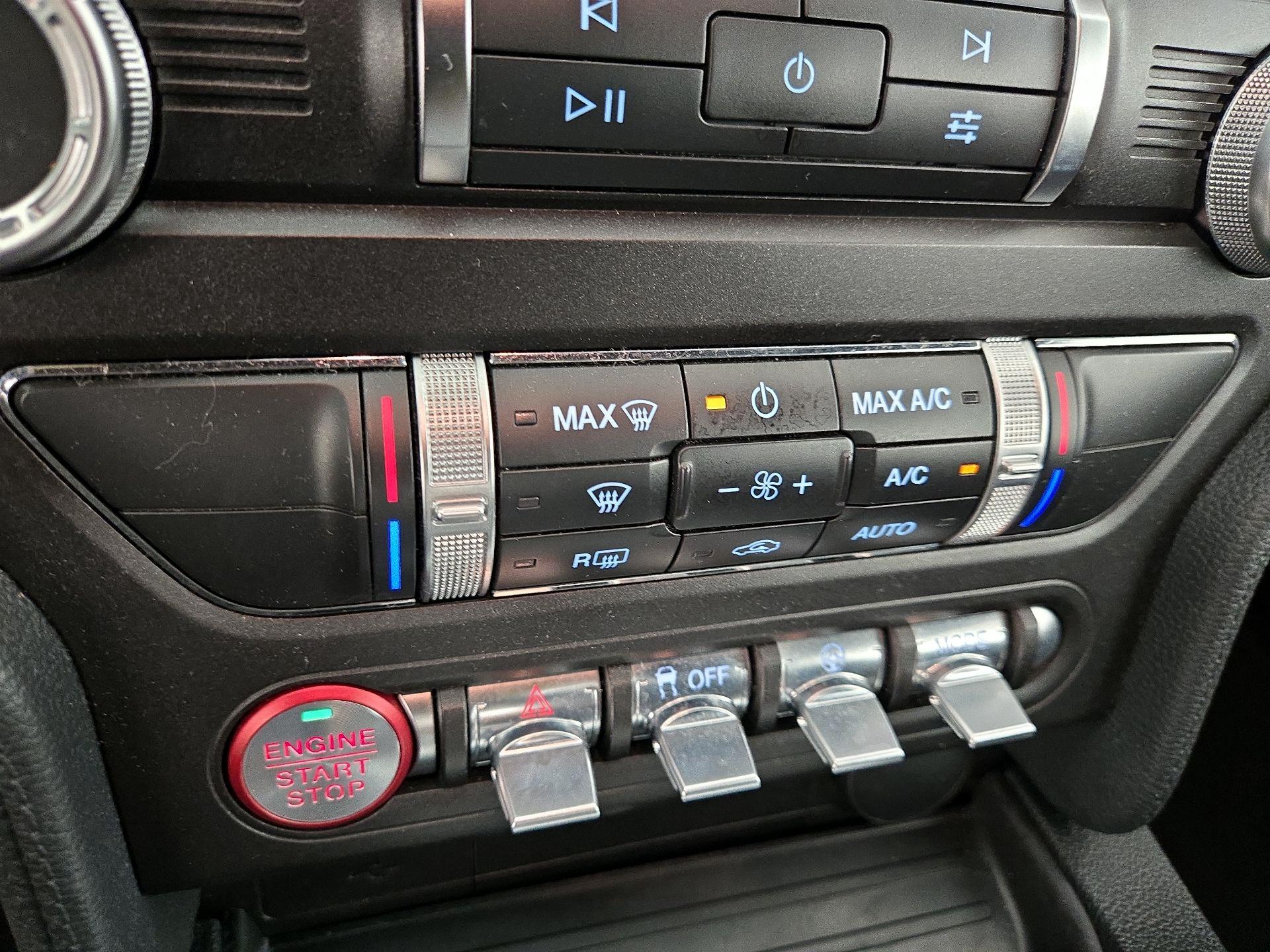 Thumbnail: 2019 Ford Mustang - 16
