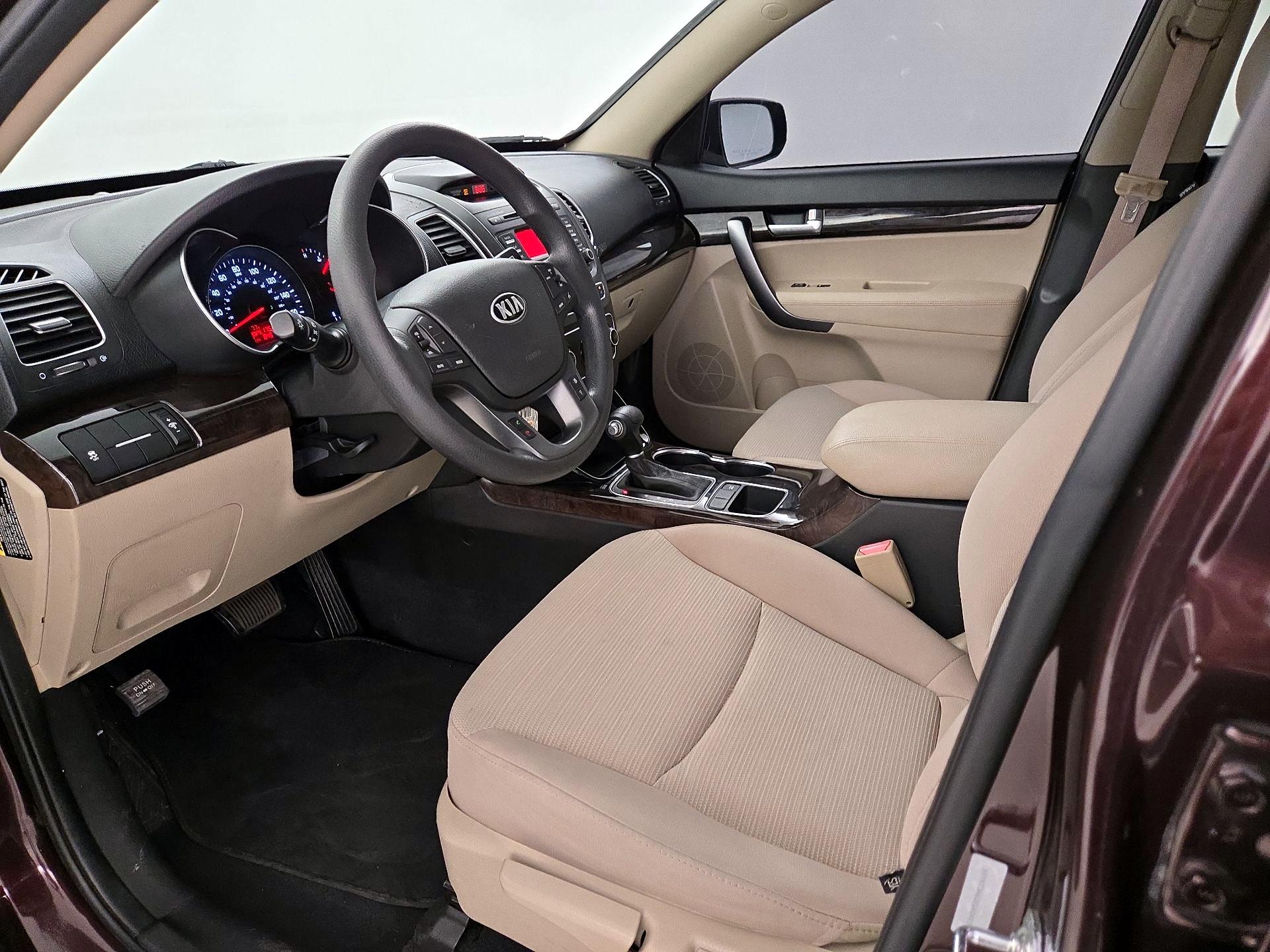 Thumbnail: 2014 Kia Sorento - 11