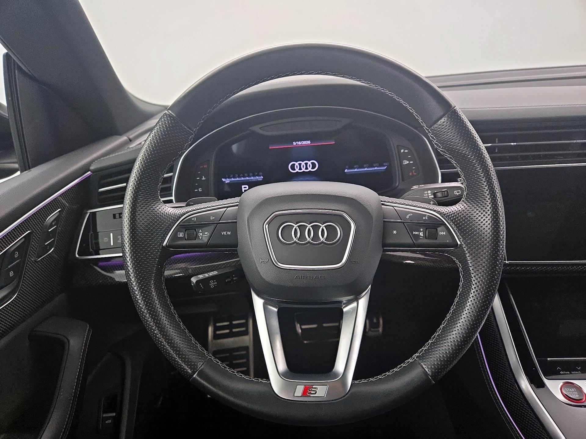 Thumbnail: 2021 Audi SQ8 - 10