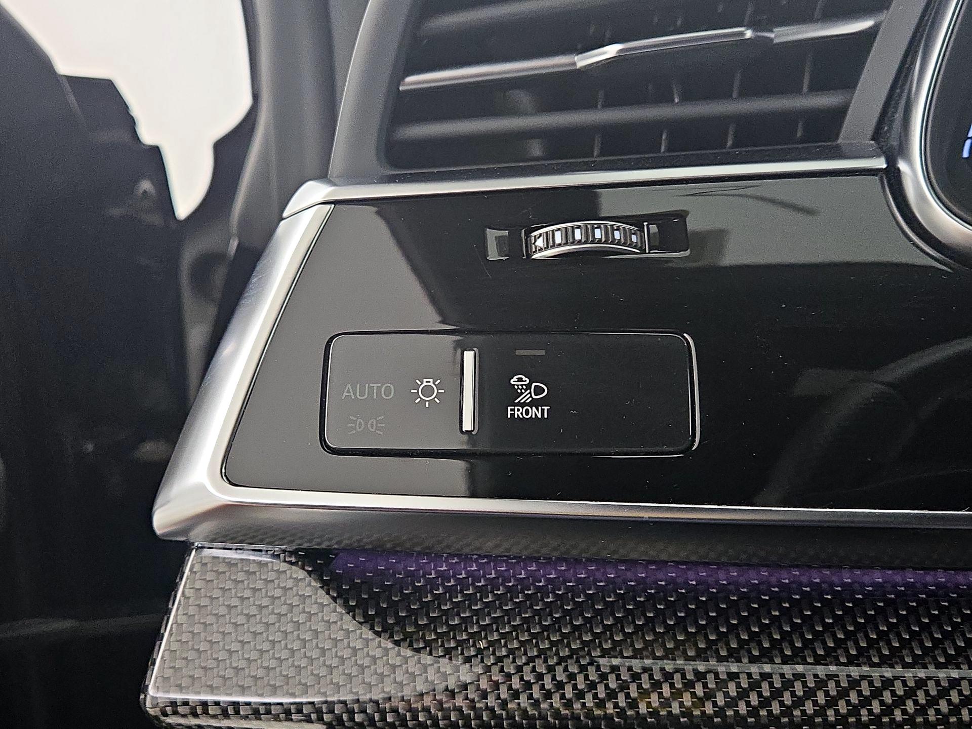 Thumbnail: 2021 Audi SQ8 - 13