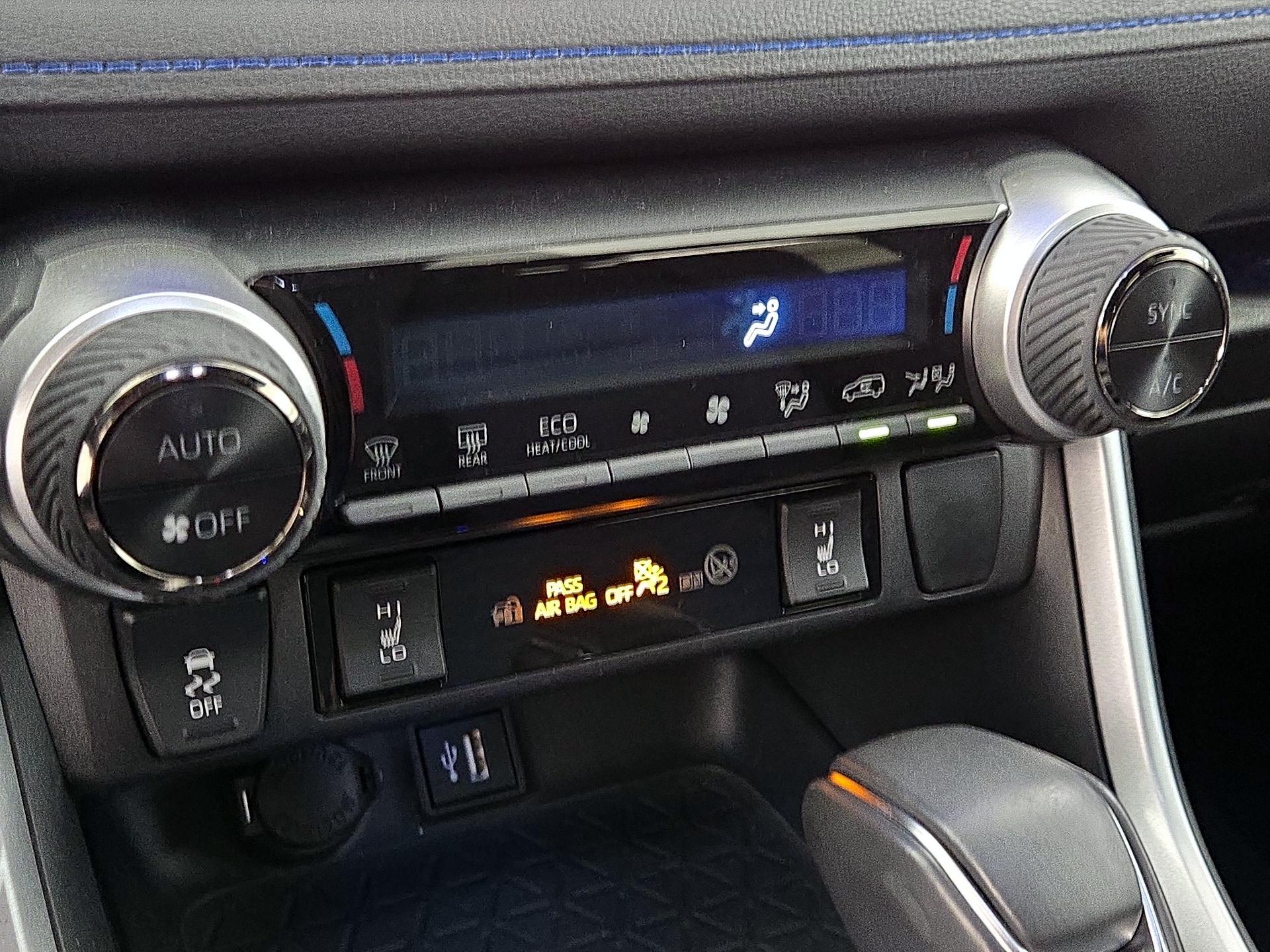 Thumbnail: 2024 Toyota RAV4 - 17