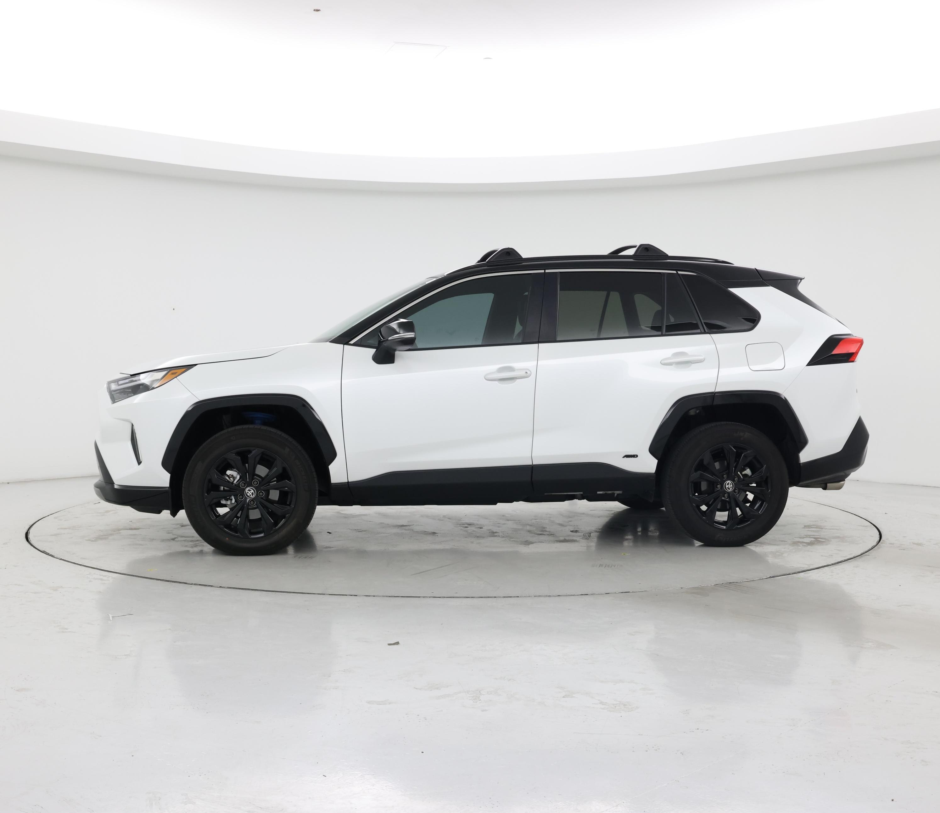 Thumbnail: 2024 Toyota RAV4 - 3