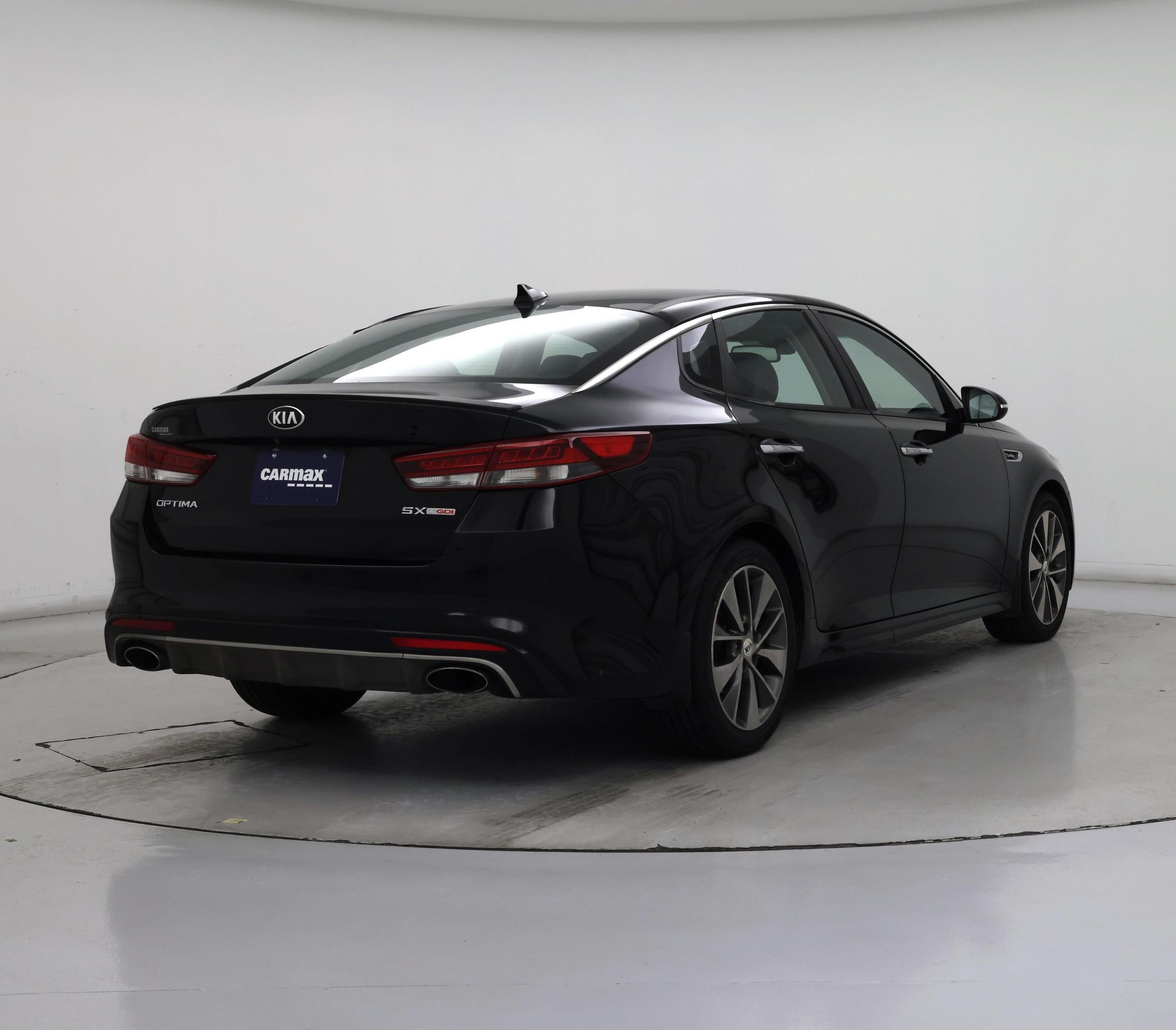 Thumbnail: 2016 Kia Optima - 8