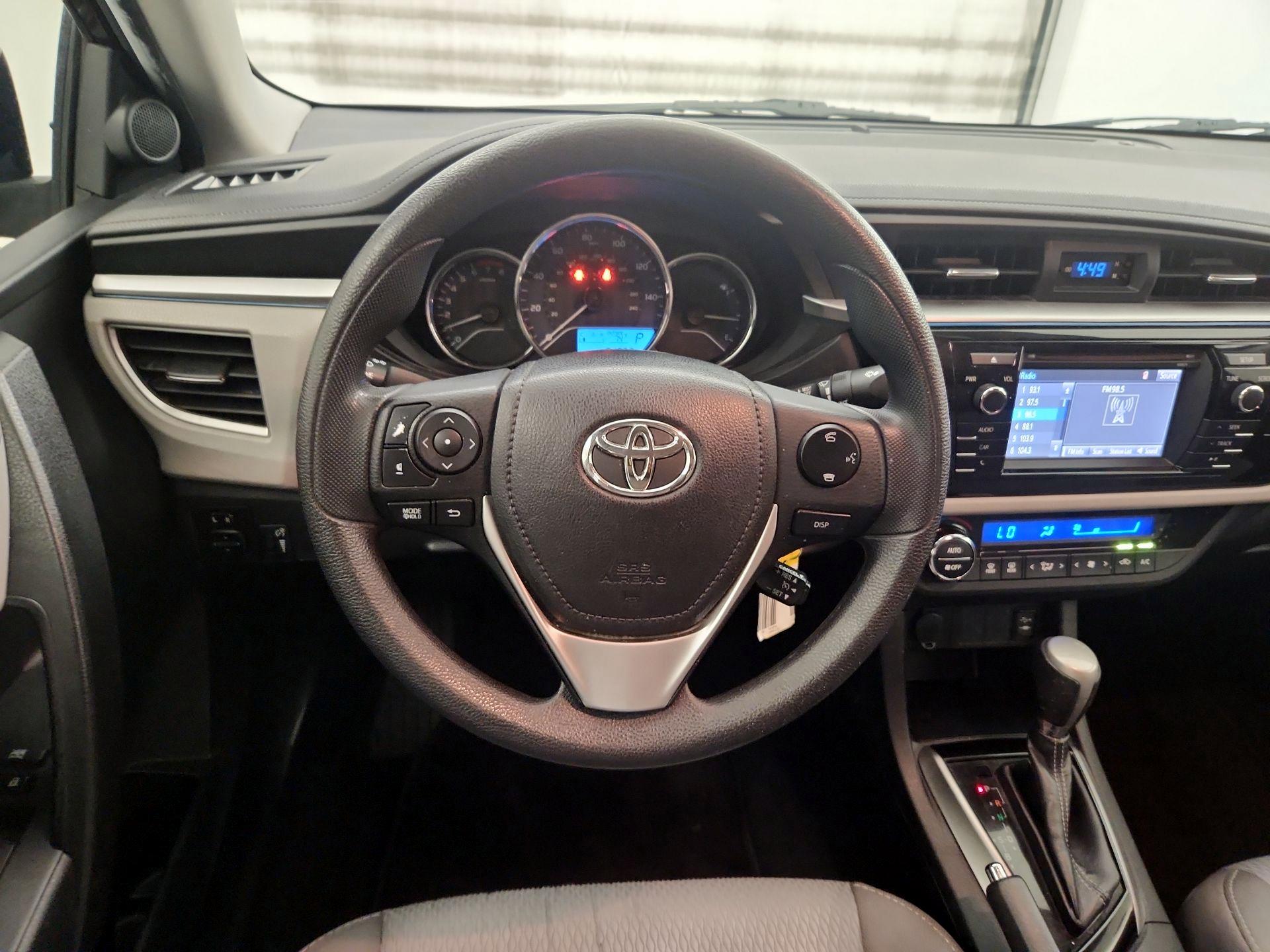 Thumbnail: 2016 Toyota Corolla - 10
