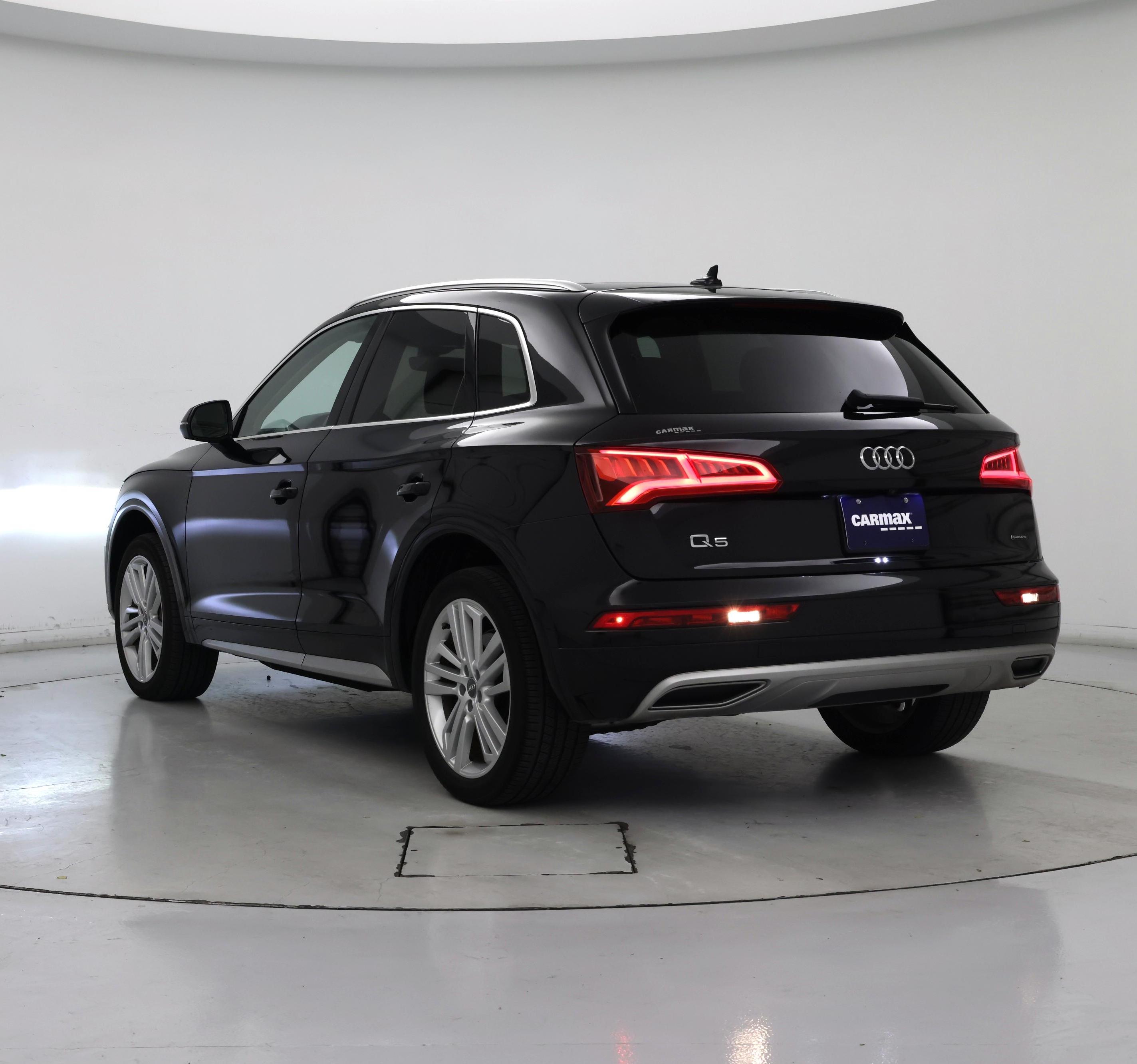 Thumbnail: 2019 Audi Q5 - 2
