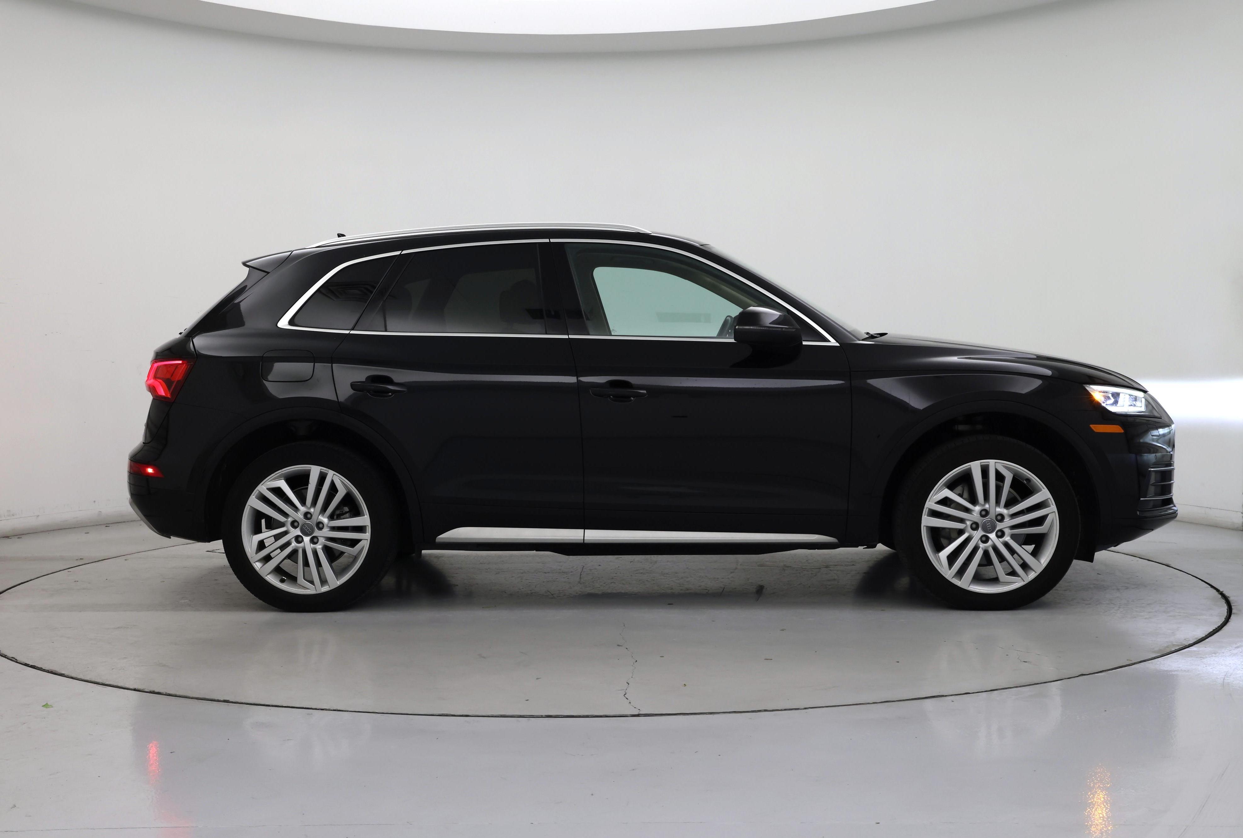 Thumbnail: 2019 Audi Q5 - 7