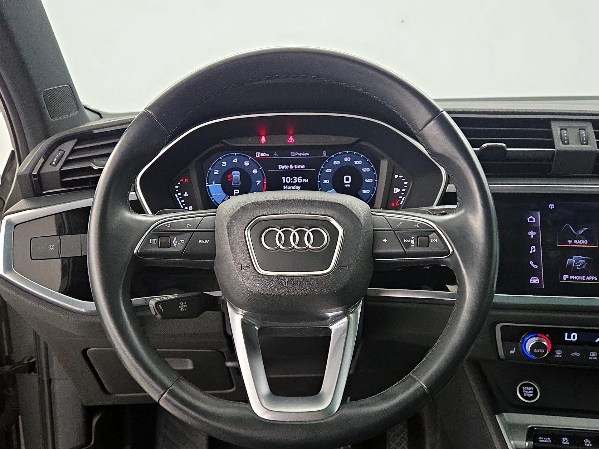 Thumbnail: 2022 Audi Q3 - 10