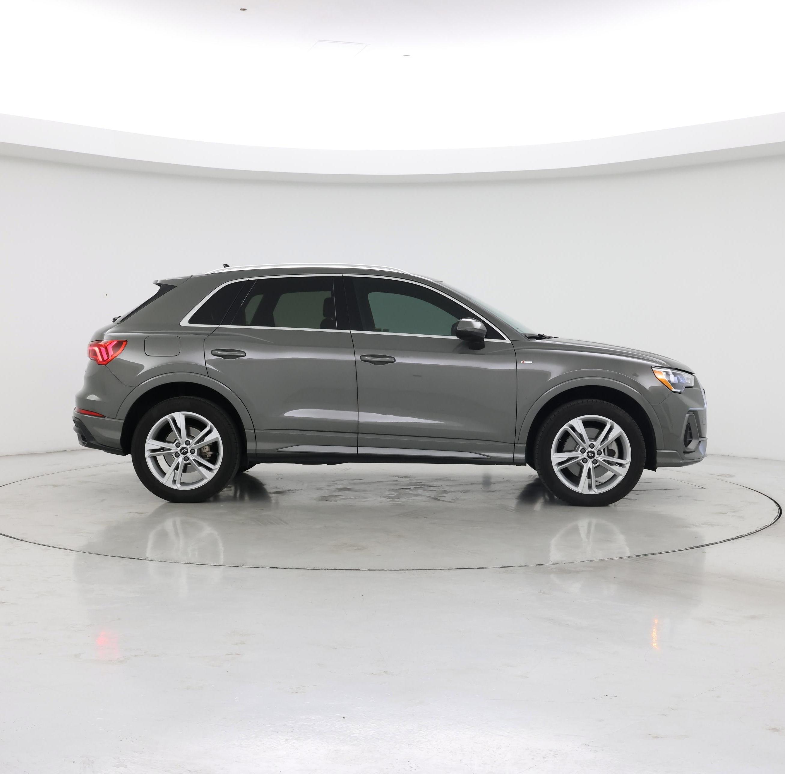Thumbnail: 2022 Audi Q3 - 7
