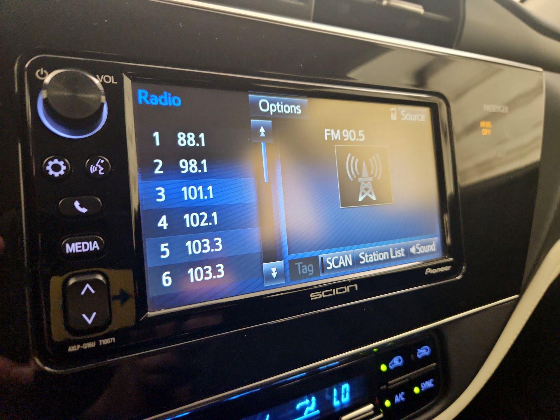 Thumbnail: 2016 Scion iM - 15