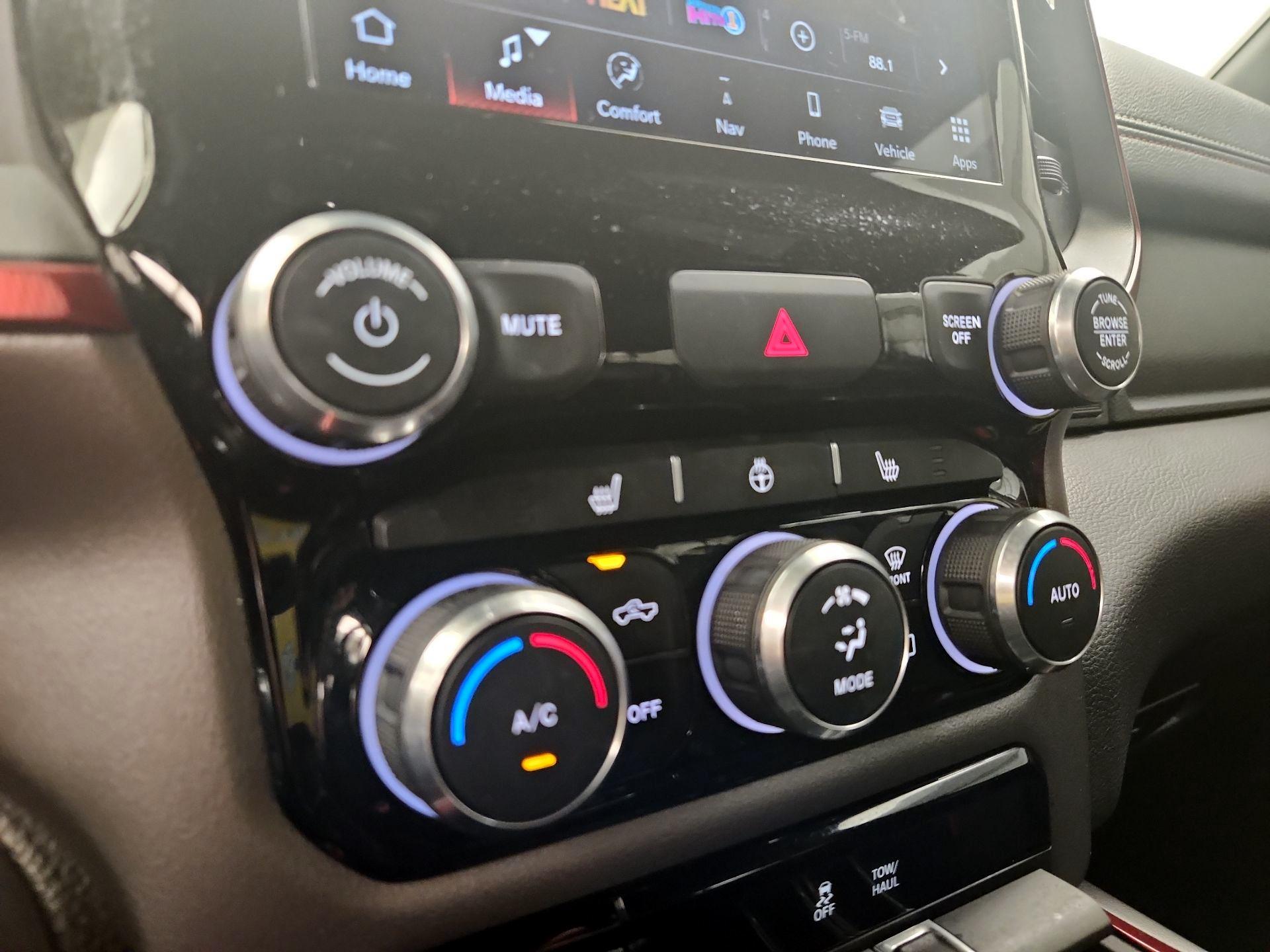 Thumbnail: 2022 RAM 1500 - 17