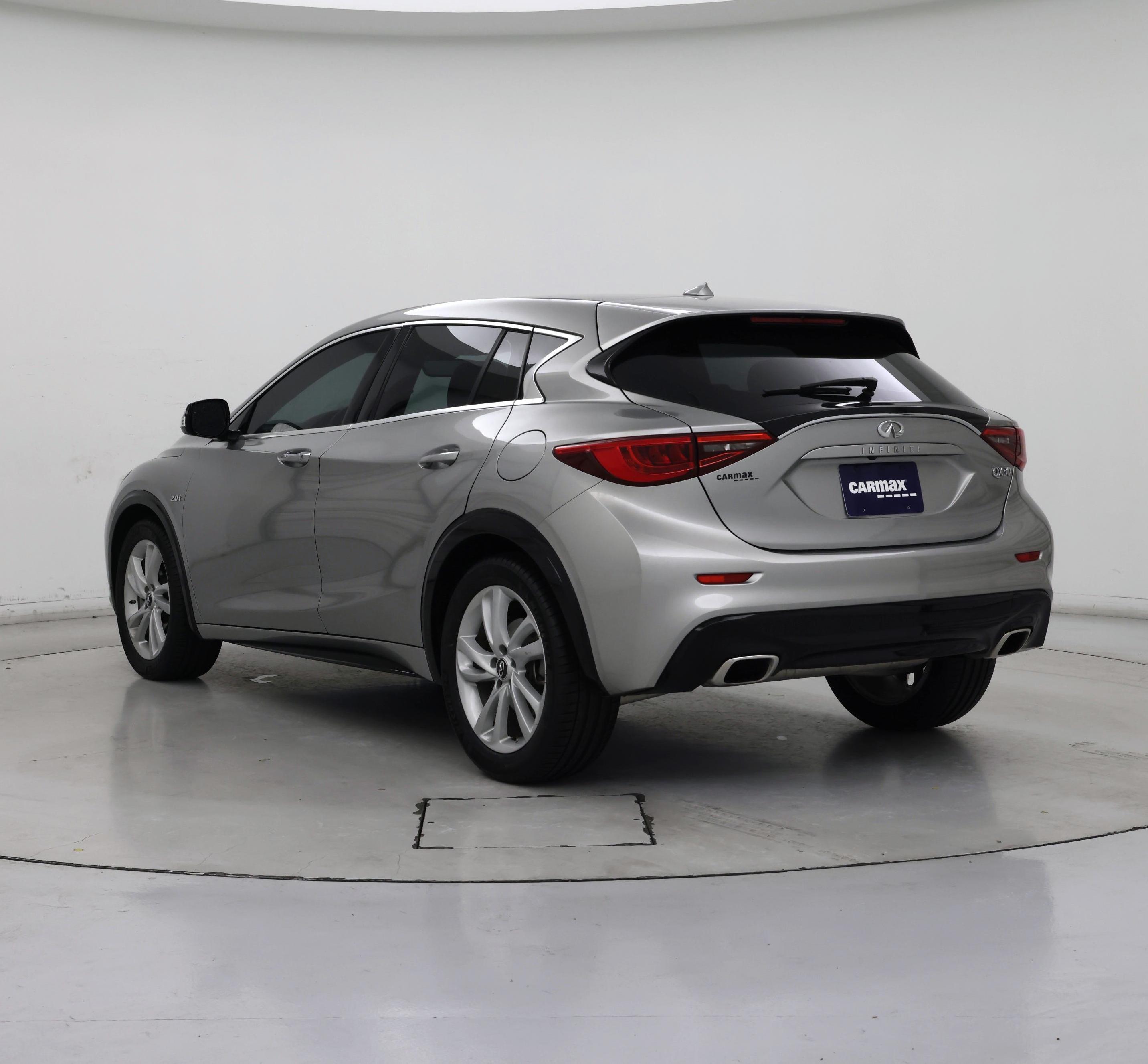 Thumbnail: 2018 INFINITI QX30 - 2